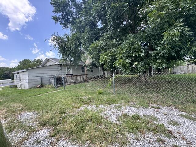 515 South Beverly Street Property Photo 11