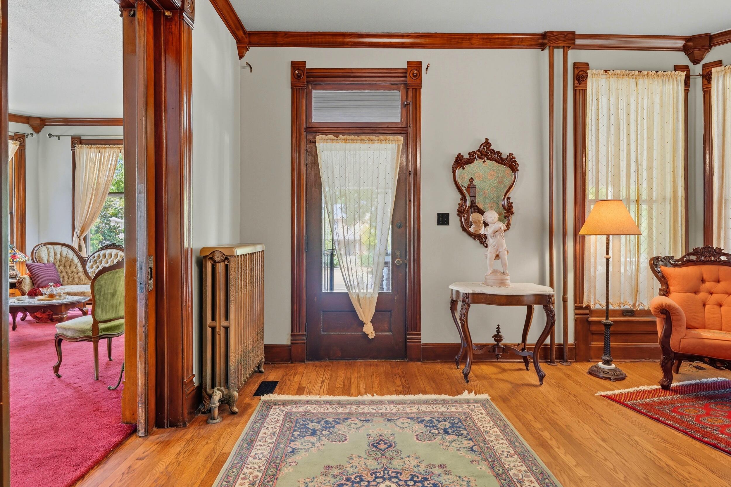 1324 North Washington Avenue Property Photo 8