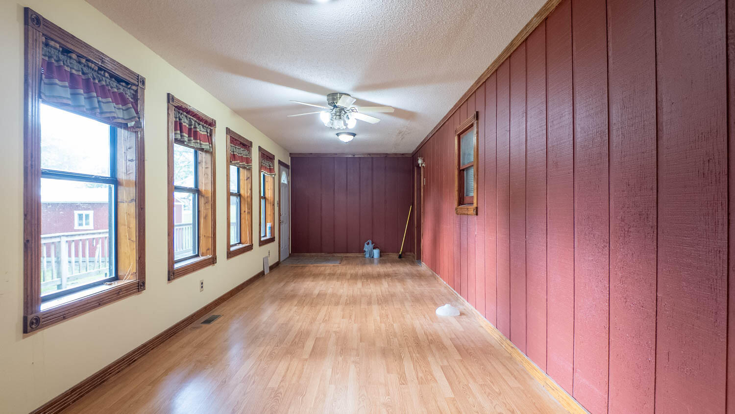 619 9th Street Property Photo 9