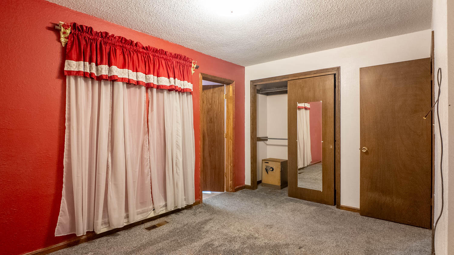 619 9th Street Property Photo 24