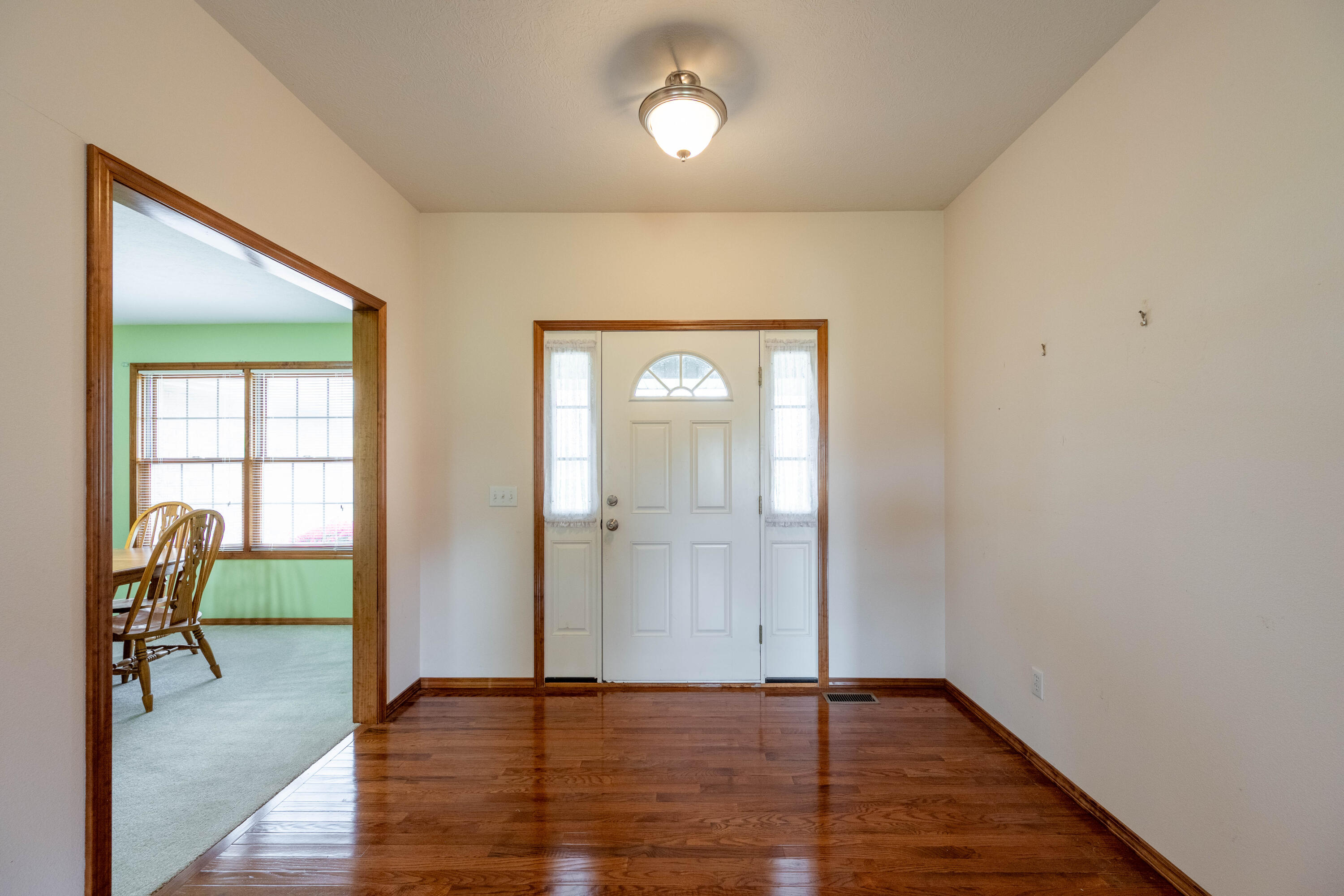 7914 West Farm Road 124 Property Photo 6