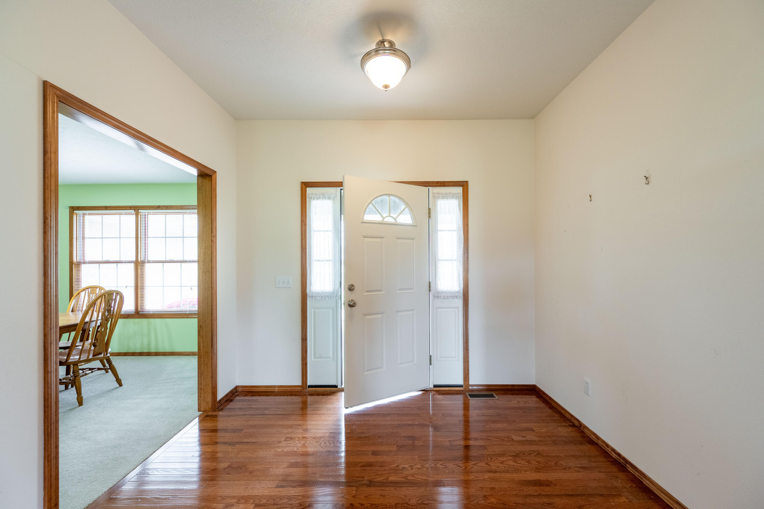 7914 West Farm Road 124 Property Photo 7