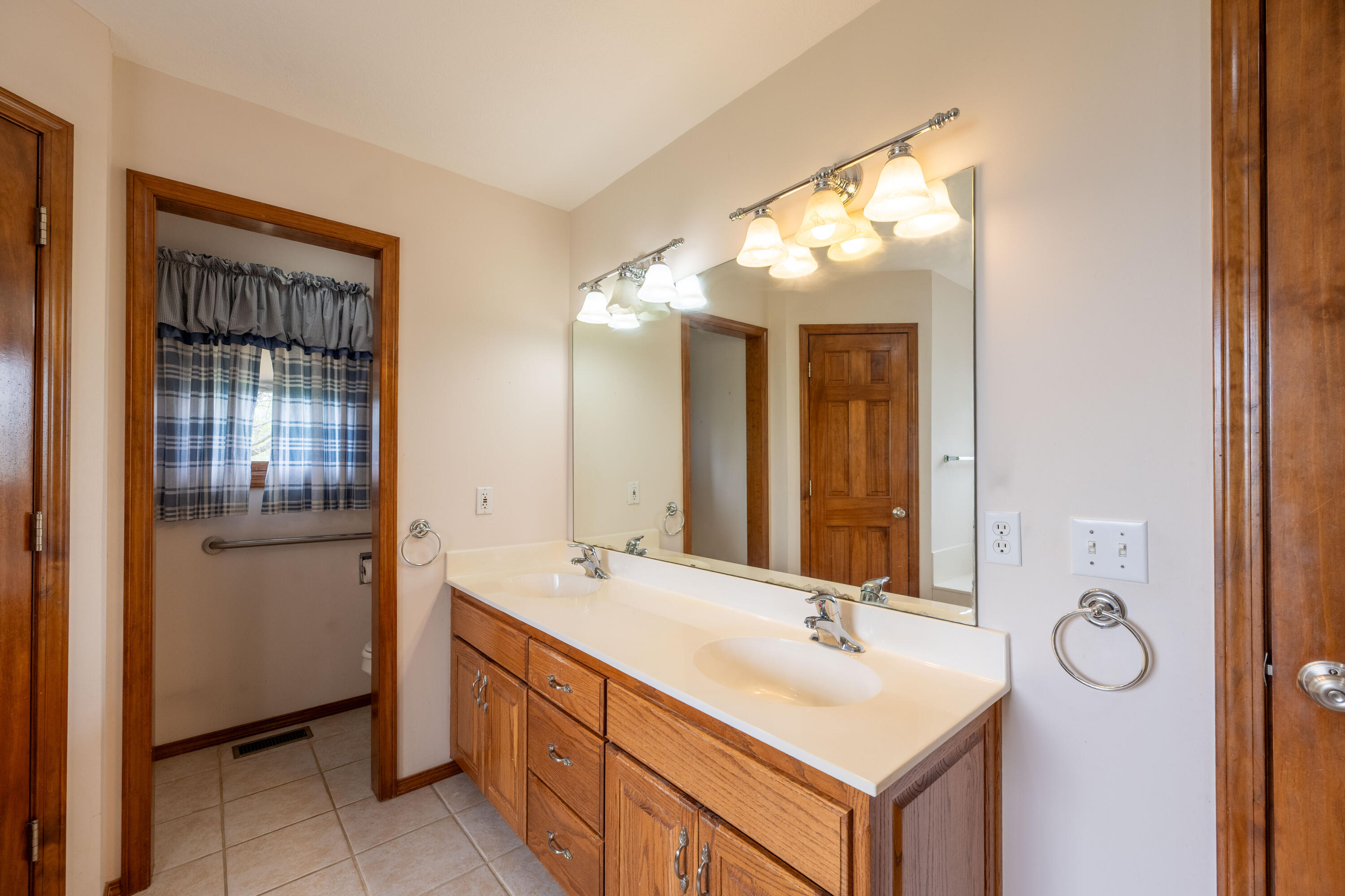 7914 West Farm Road 124 Property Photo 31