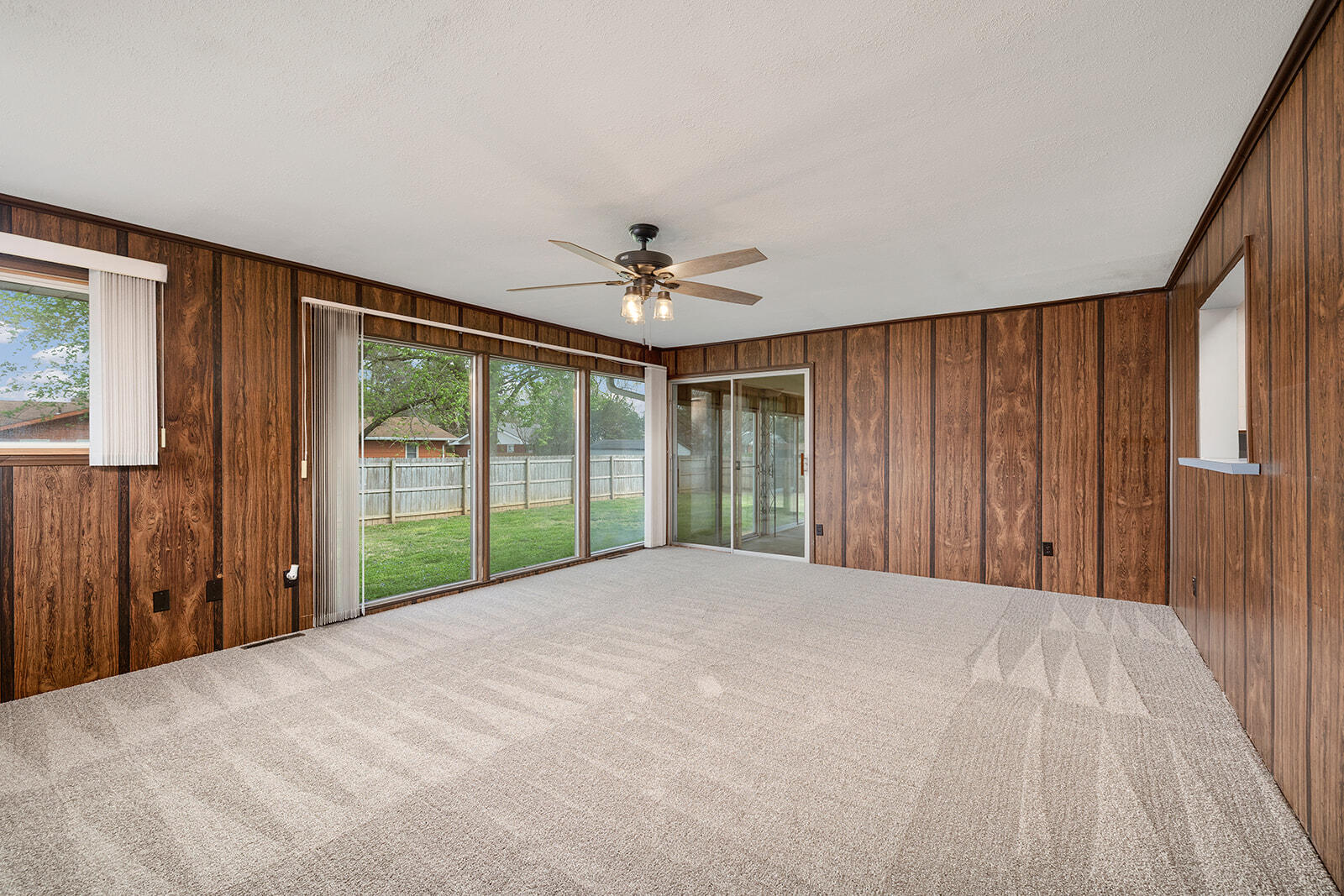 1804 South Prairie Lane Property Photo 12
