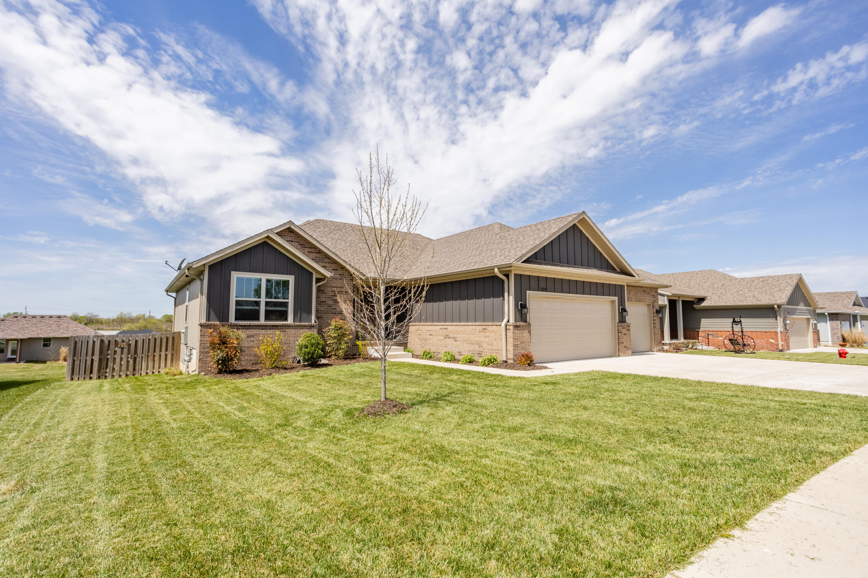 2109 Buckhorn Road Property Photo 2