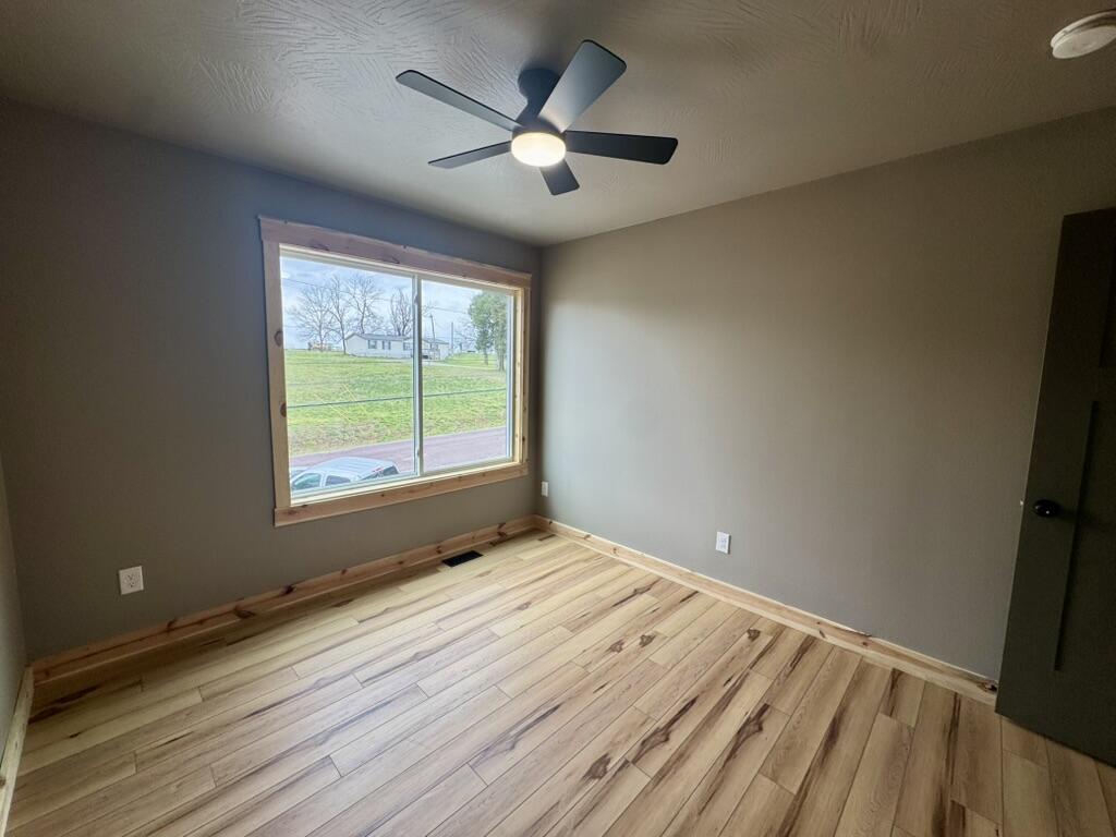 1503 Eisenhower Street B Property Photo 16