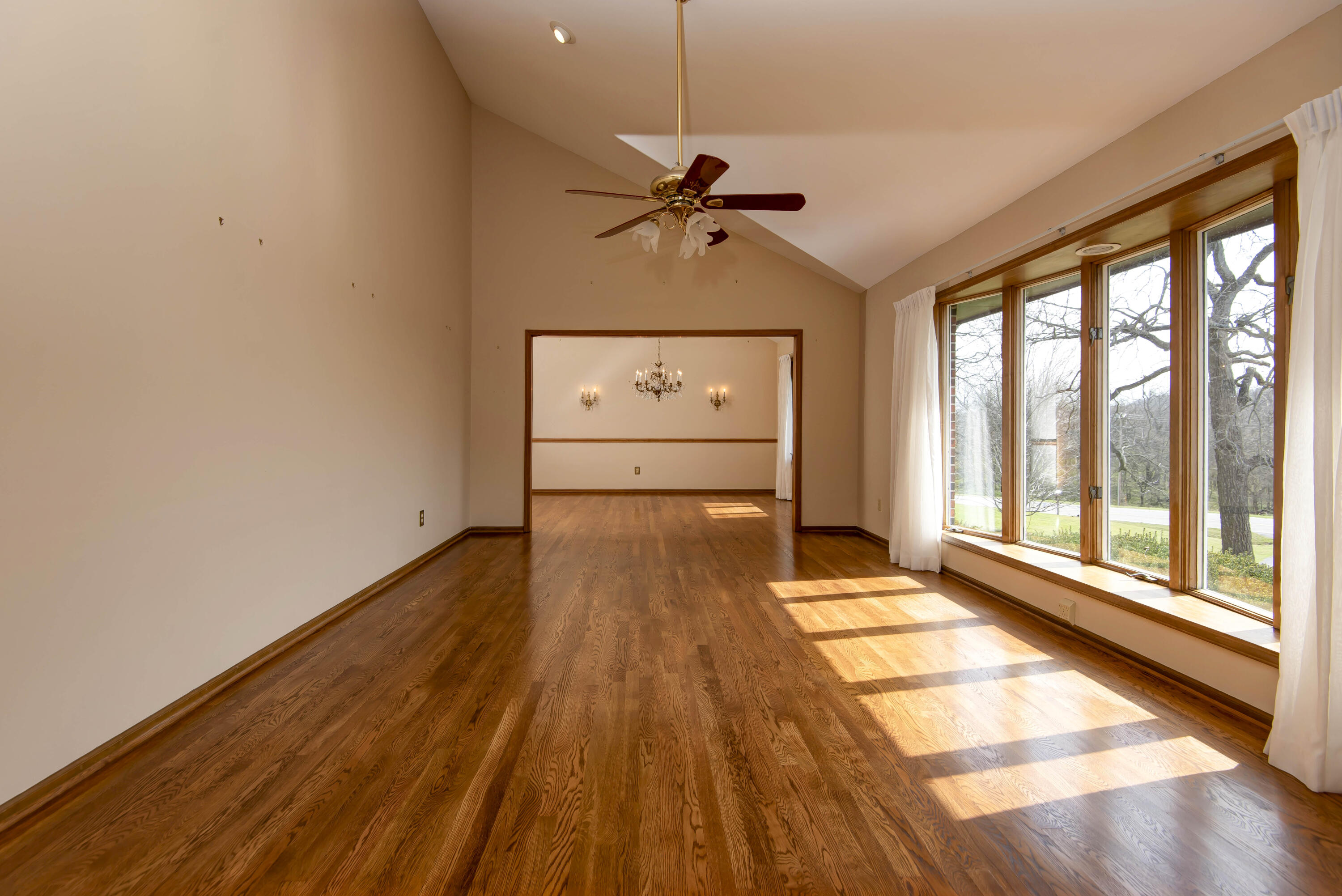 4897 North Farm Road 141 Property Photo 6