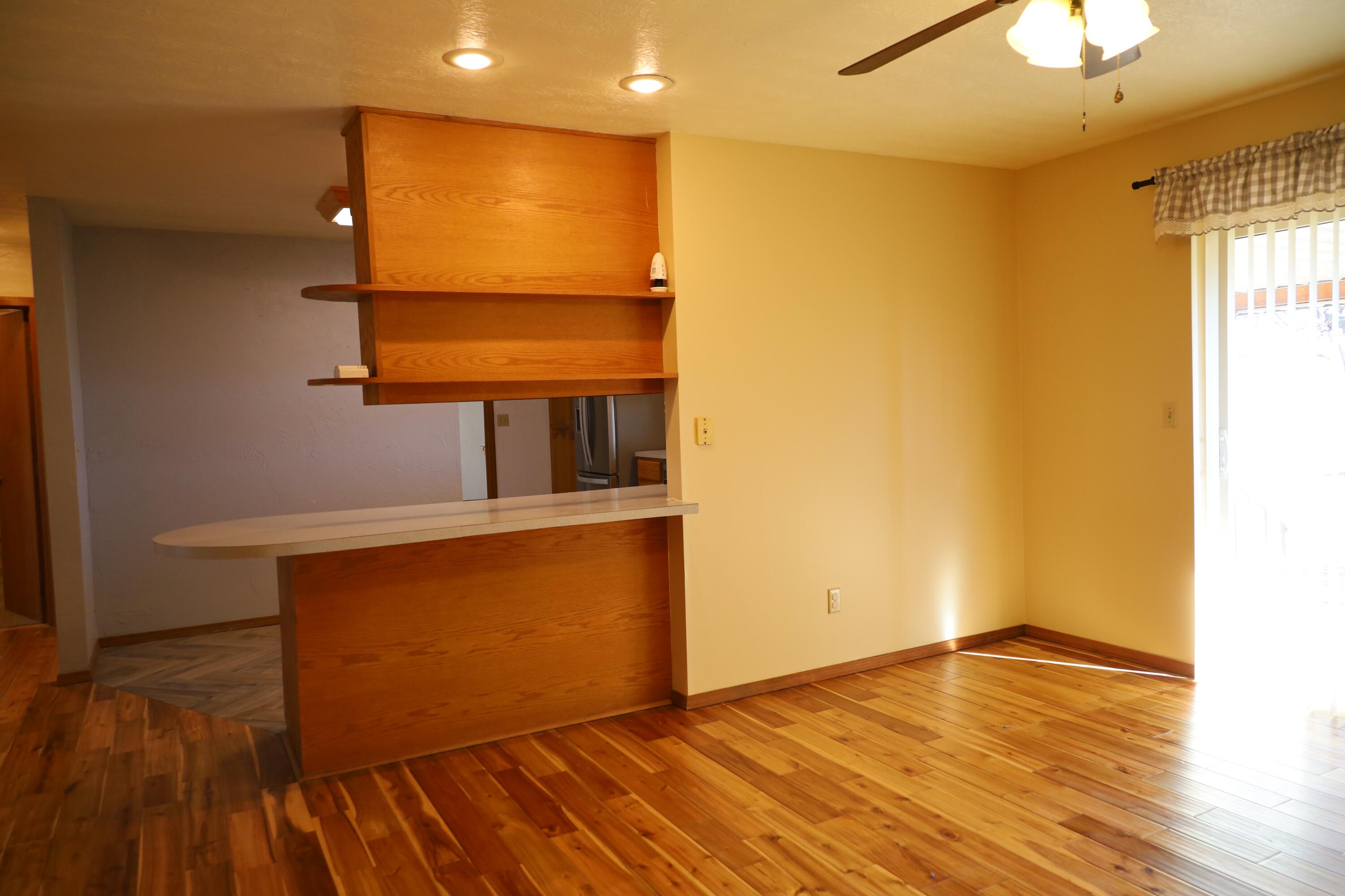 1152 Skyline Road Property Photo 4