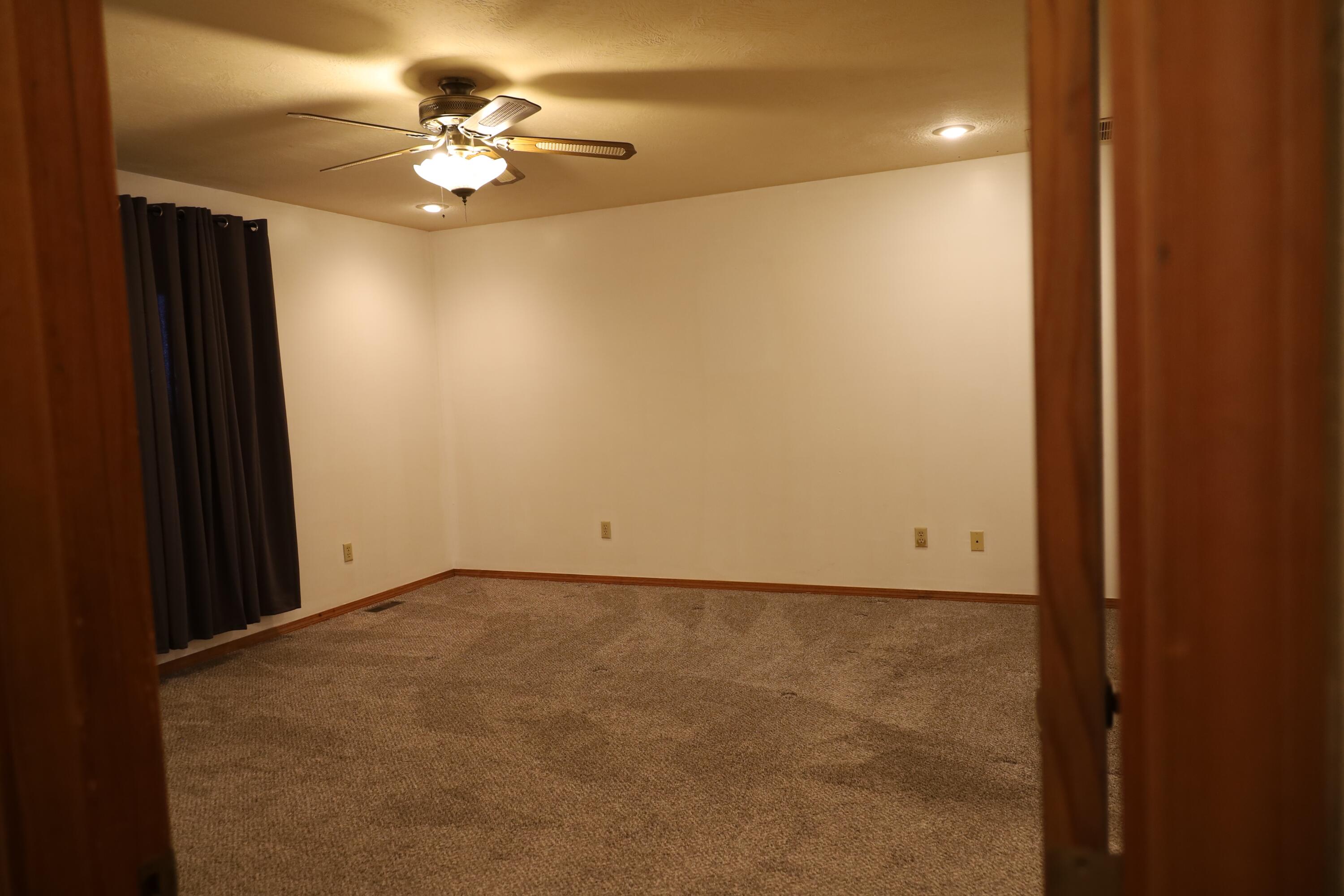 1152 Skyline Road Property Photo 8