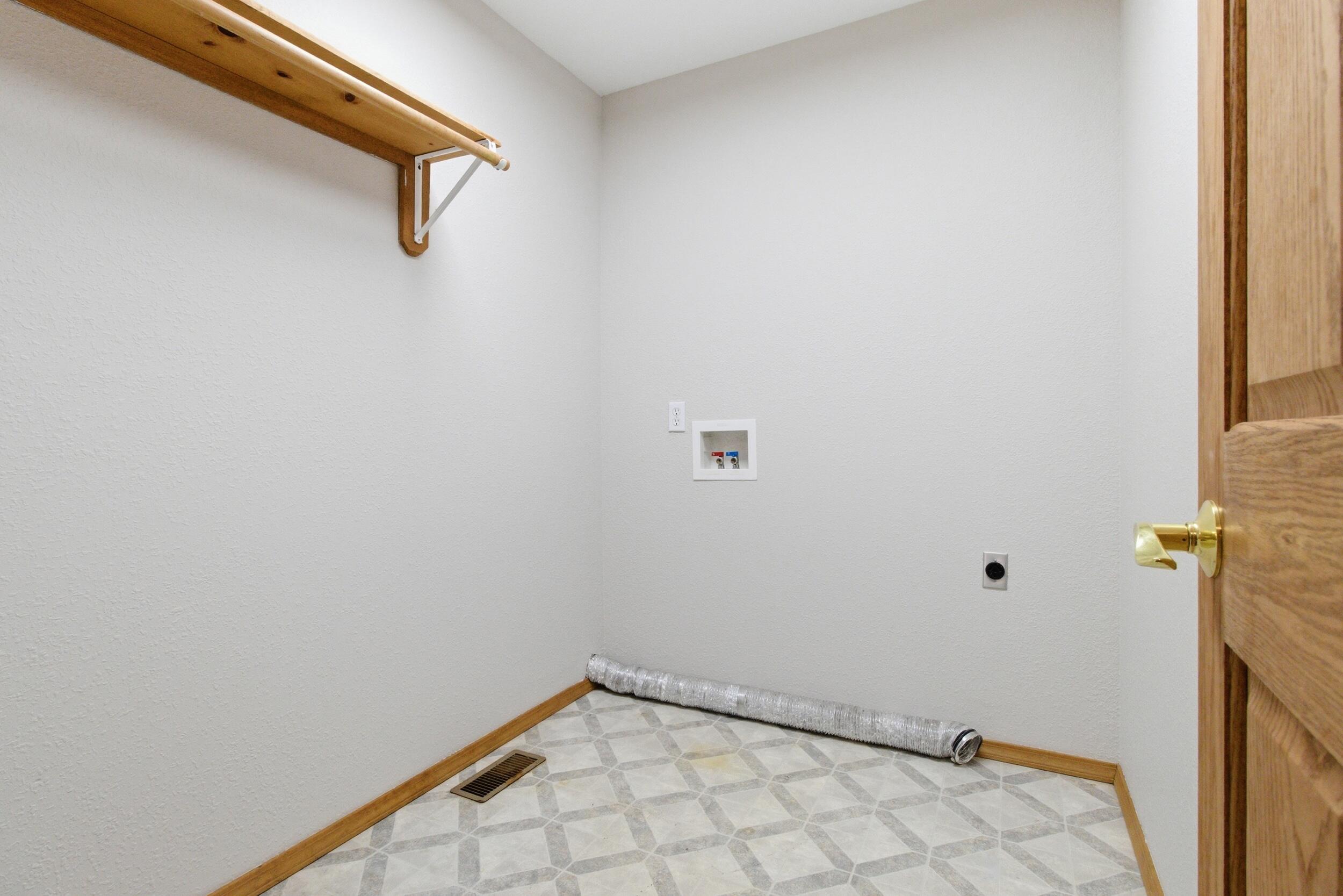 675 County Road 364 Property Photo 14
