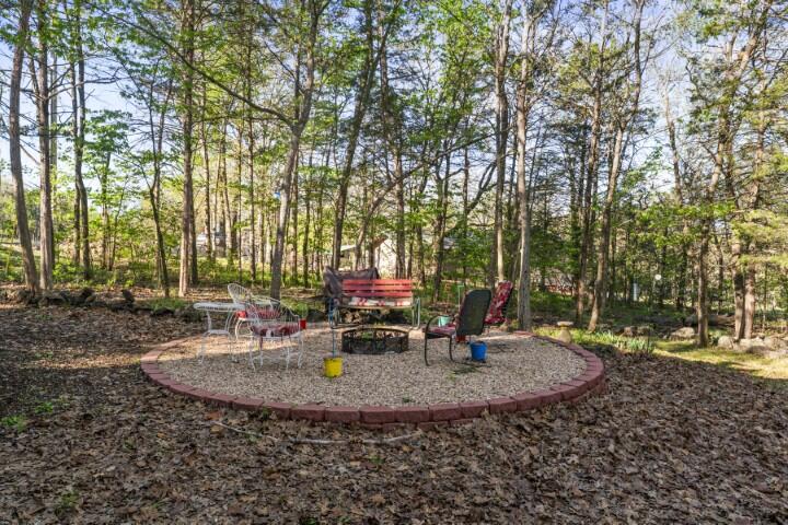 784 Lake Road Property Photo 6