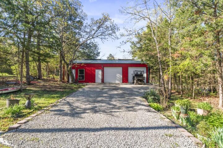 784 Lake Road Property Photo 27