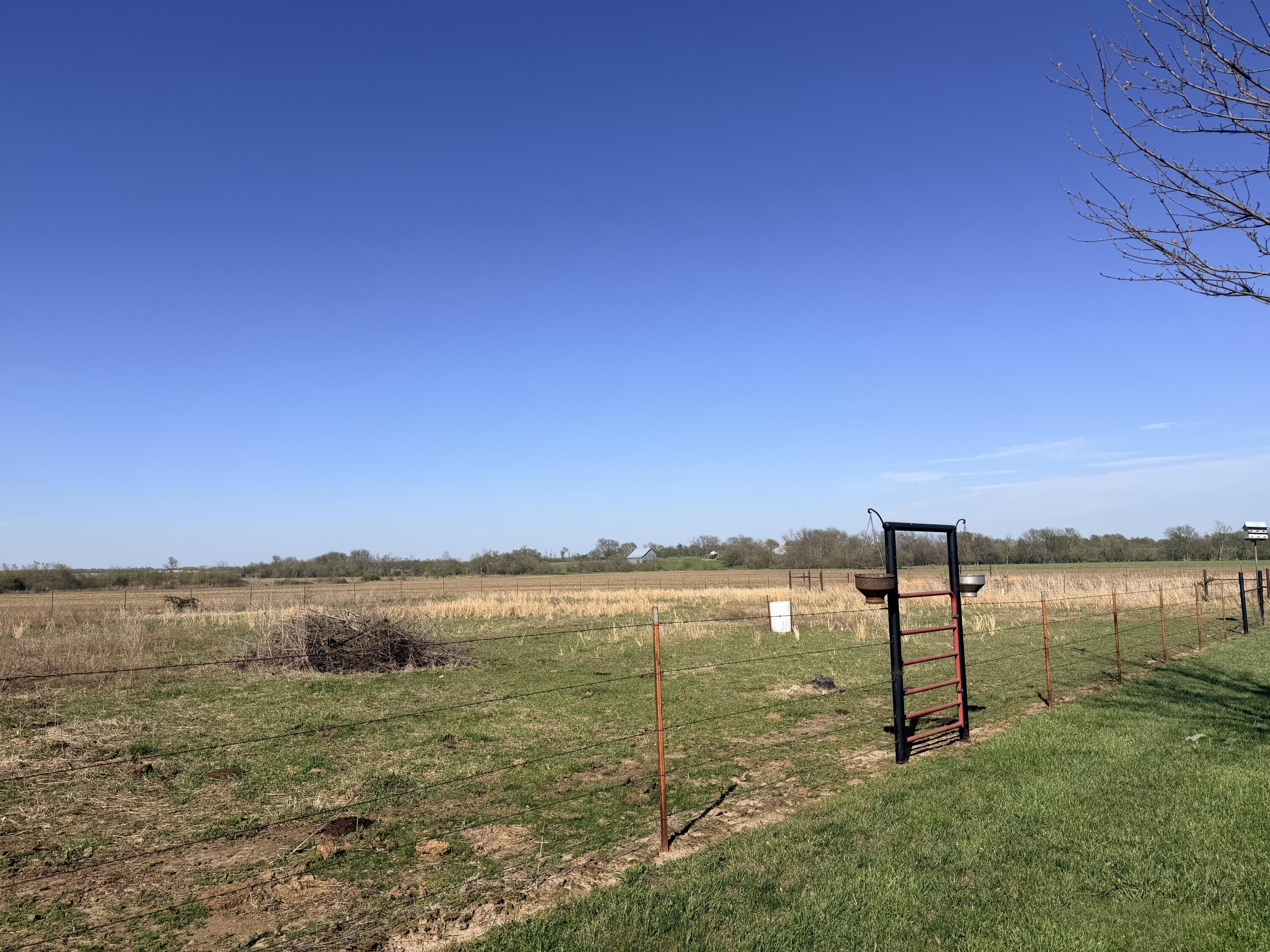 2481 Thorn Road Property Photo 30