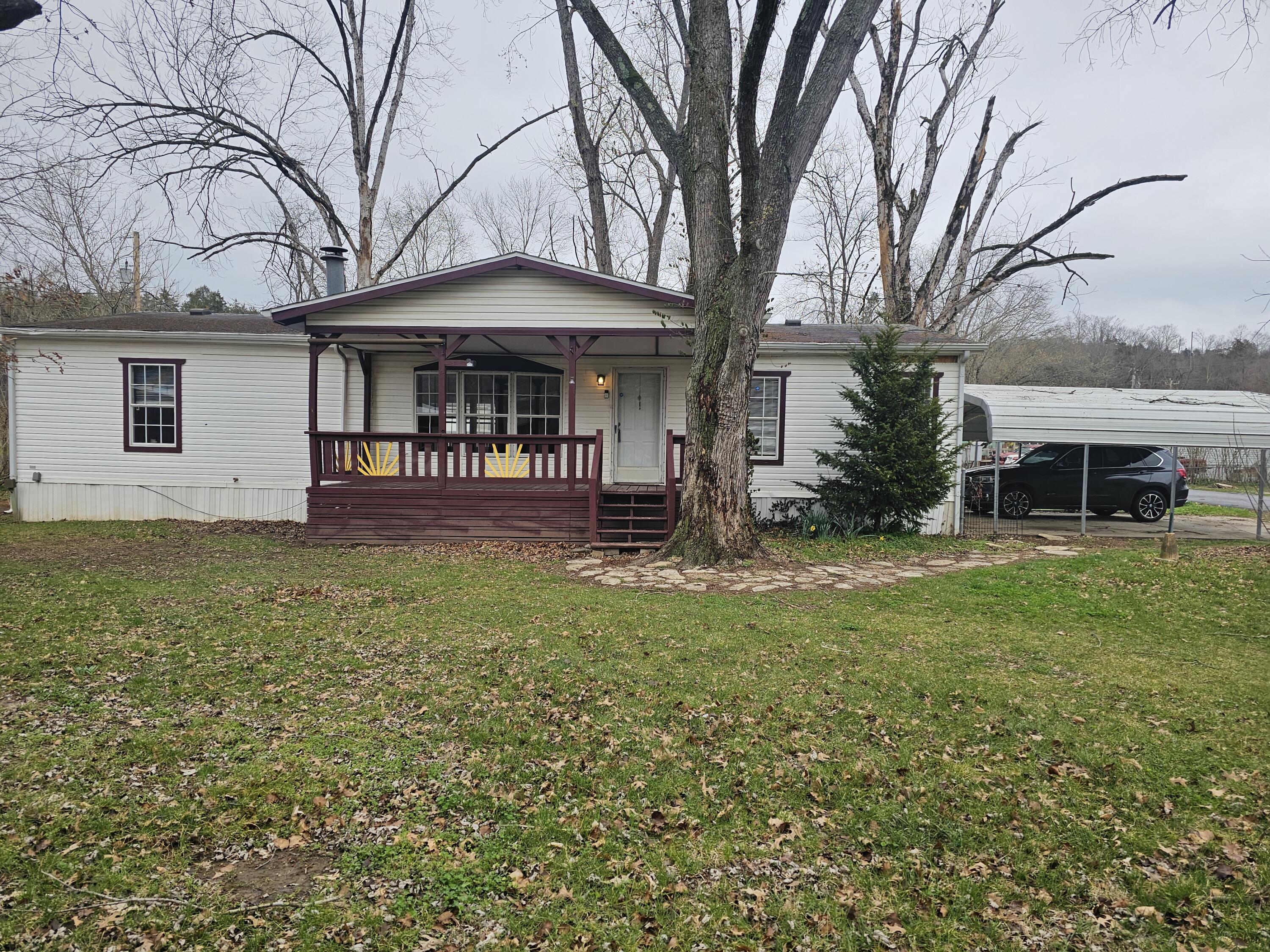 182 Ashland Drive Property Photo 2