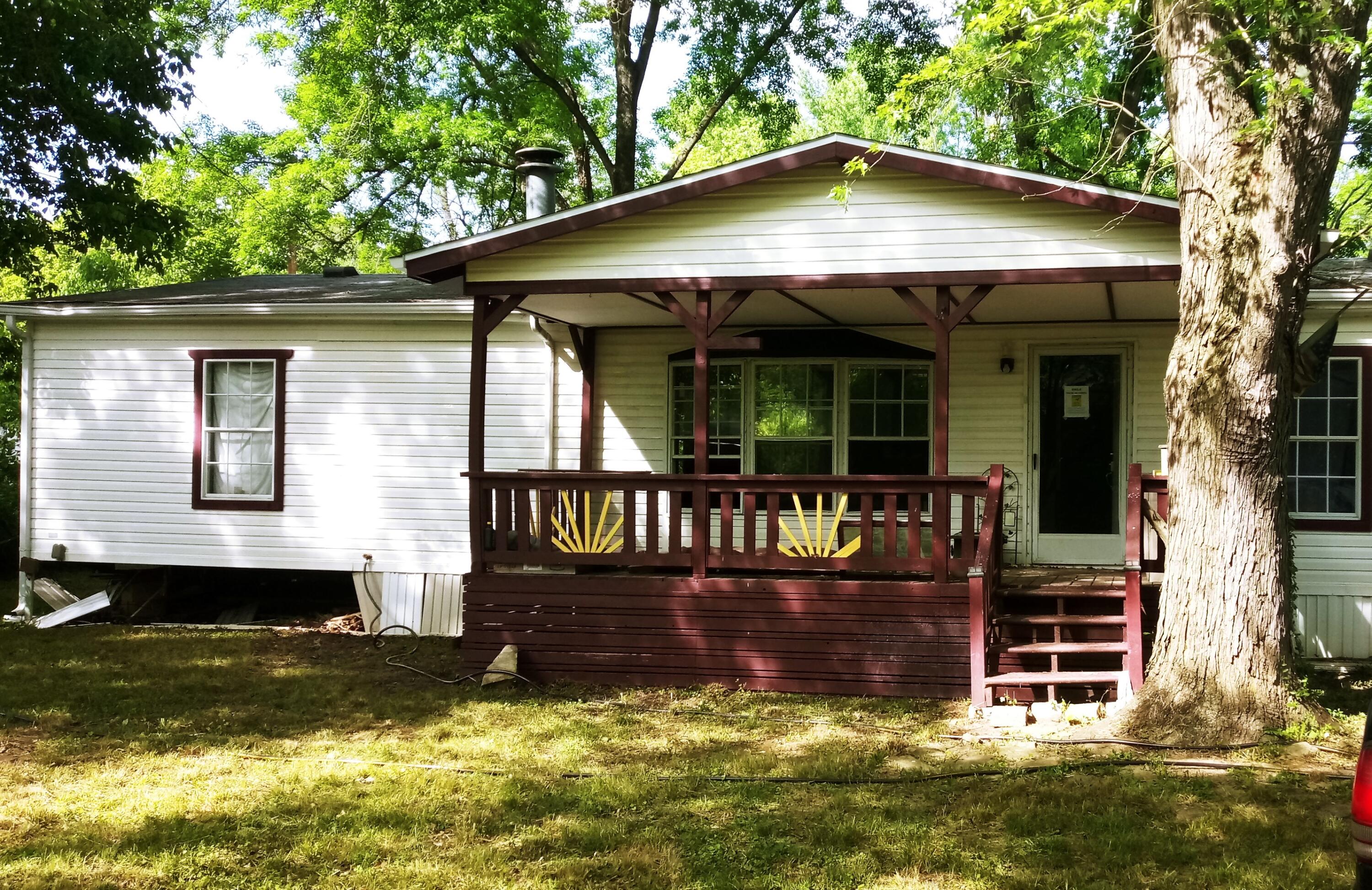 182 Ashland Drive Property Photo 3