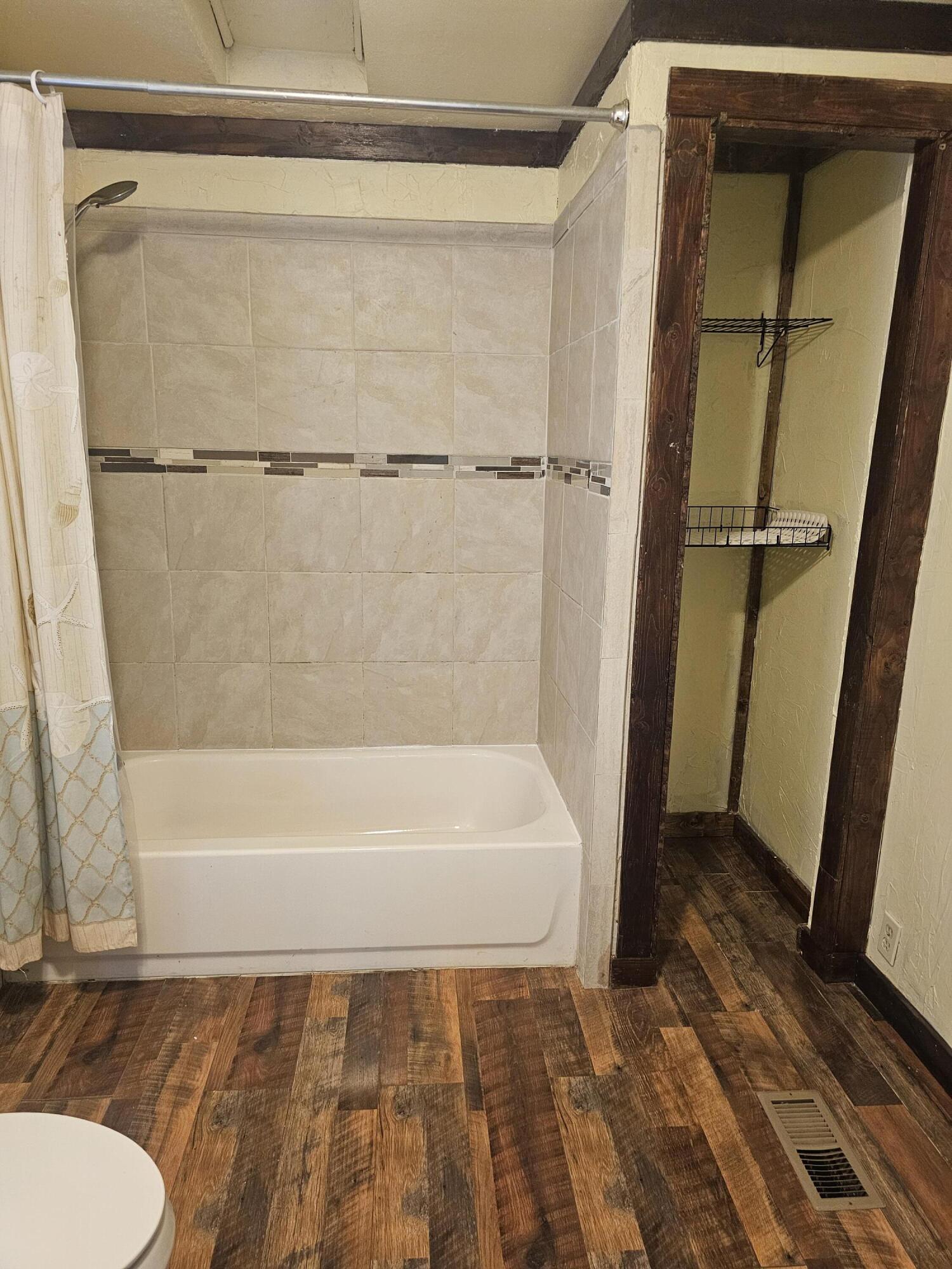 182 Ashland Drive Property Photo 13