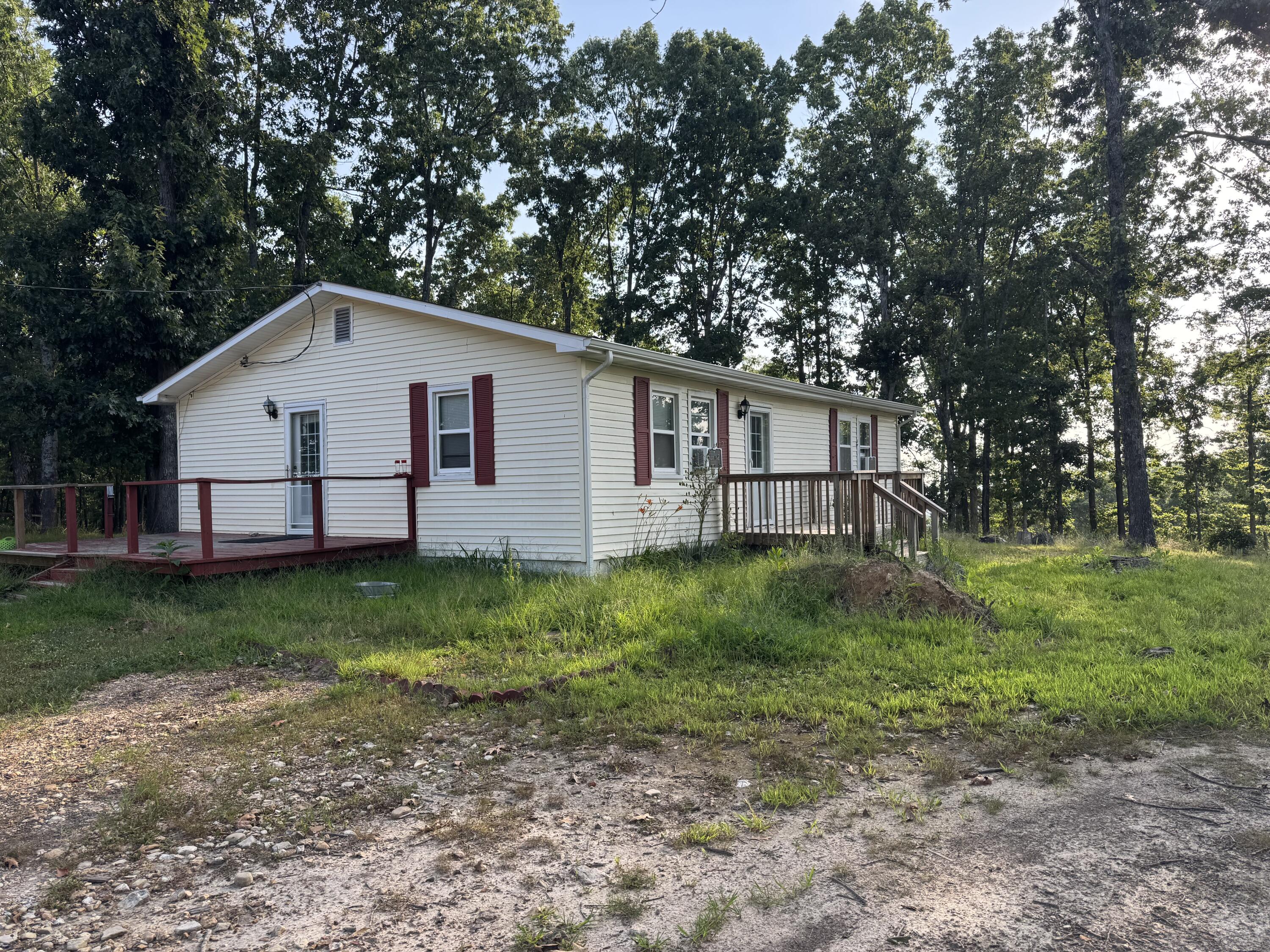 19301 State Highway N Property Photo 1