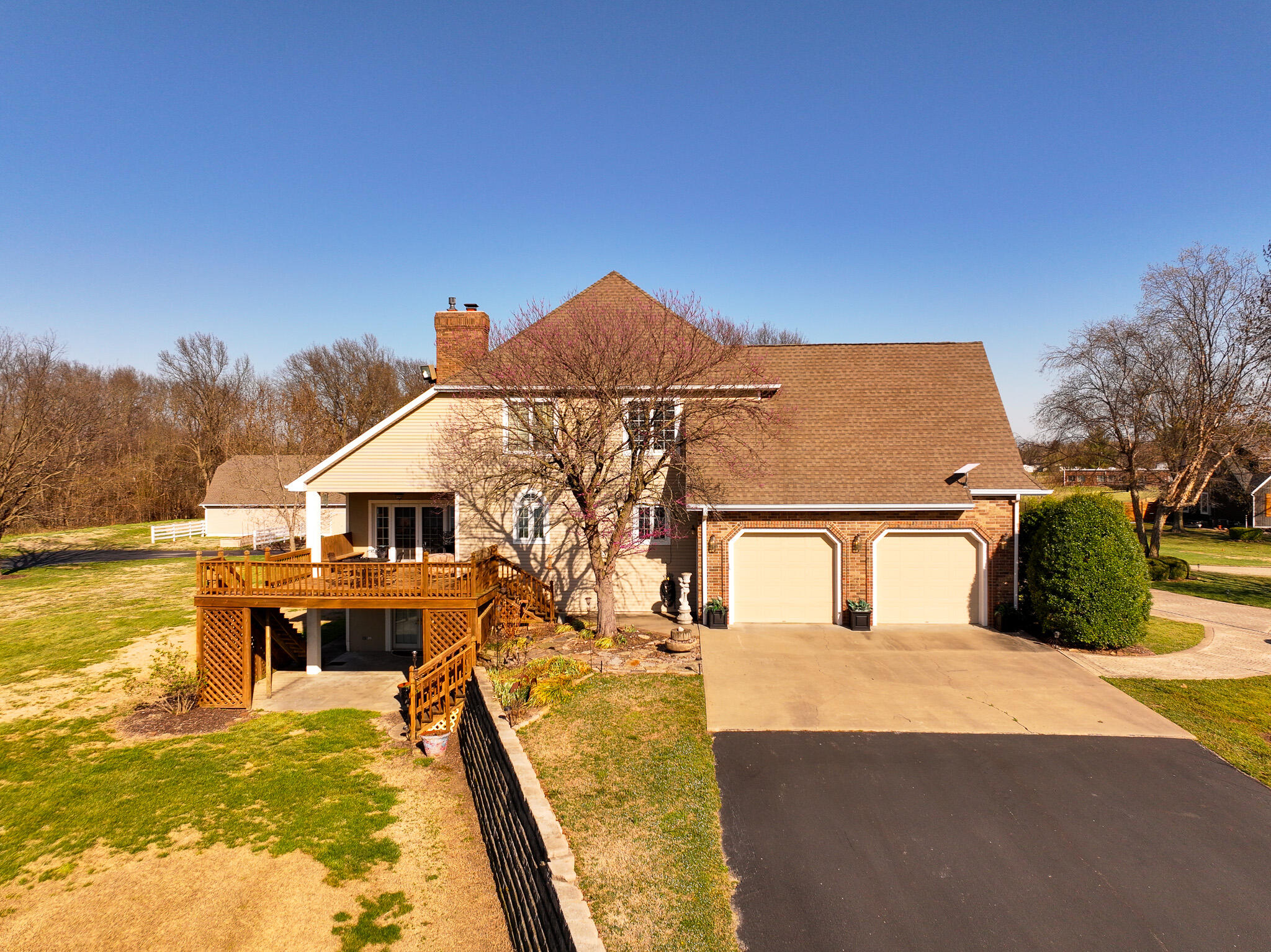 304 Reavley Drive Property Photo 15
