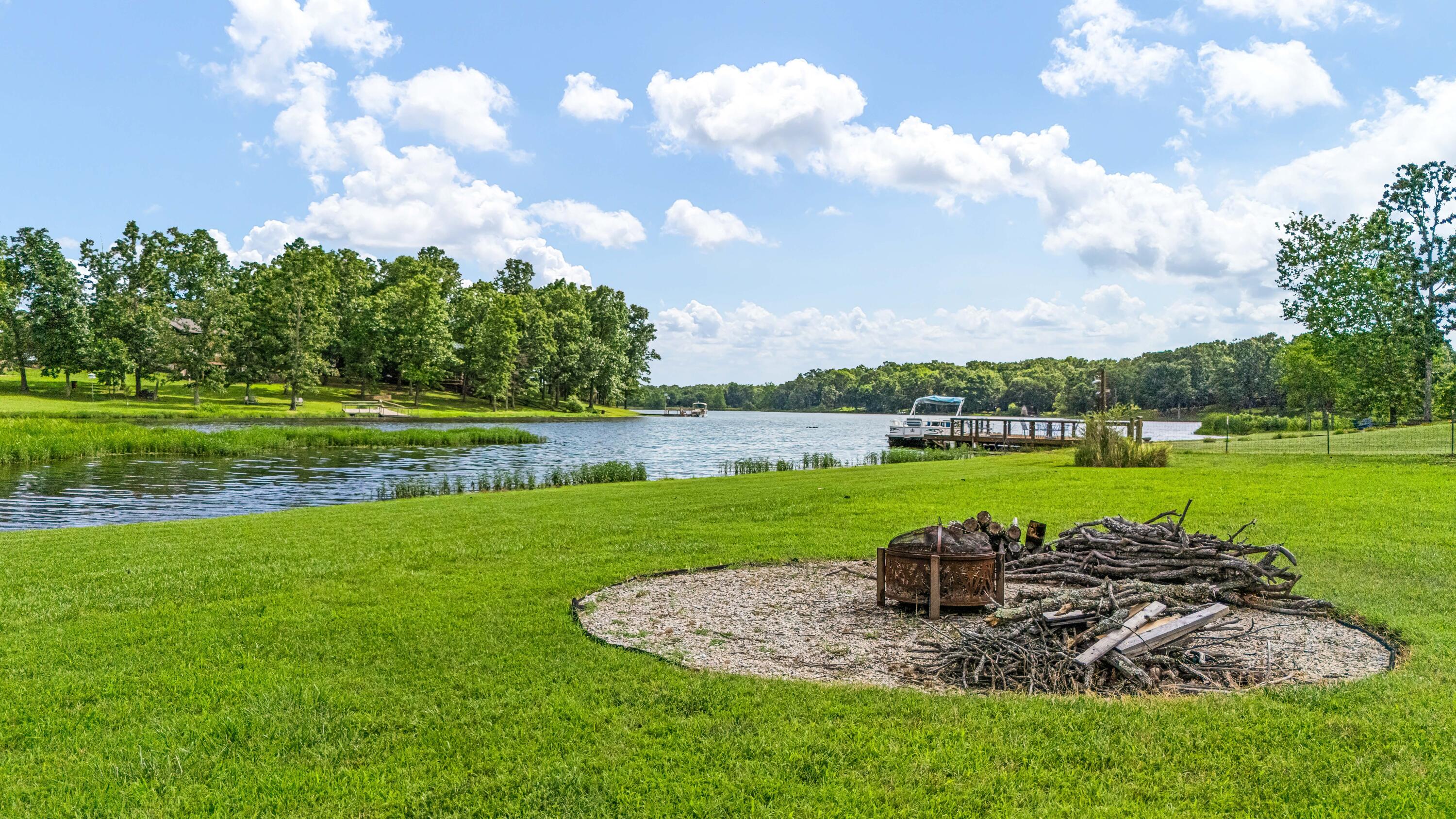 5560 Private Road 8072 Property Photo 45