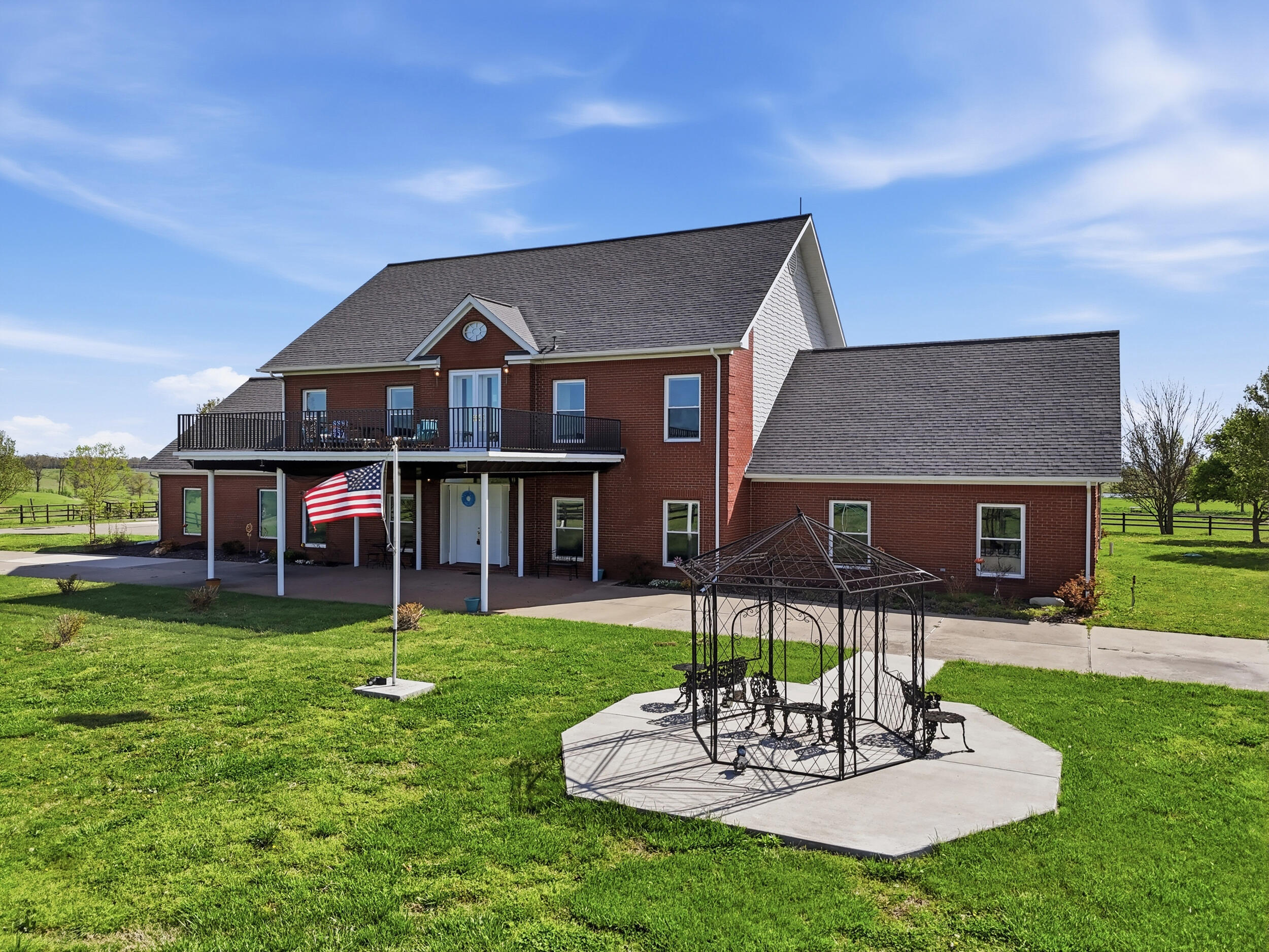 60320368 Property Photo 2