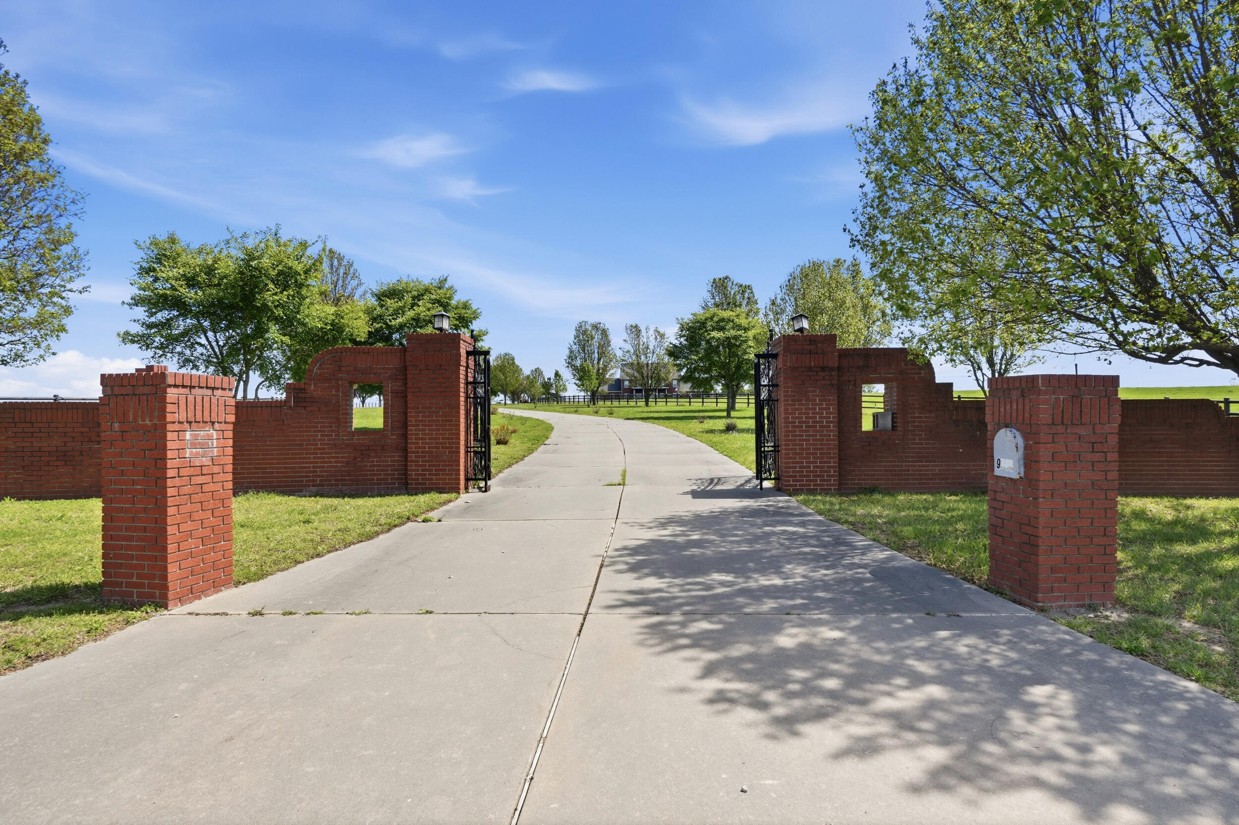 60320368 Property Photo 3