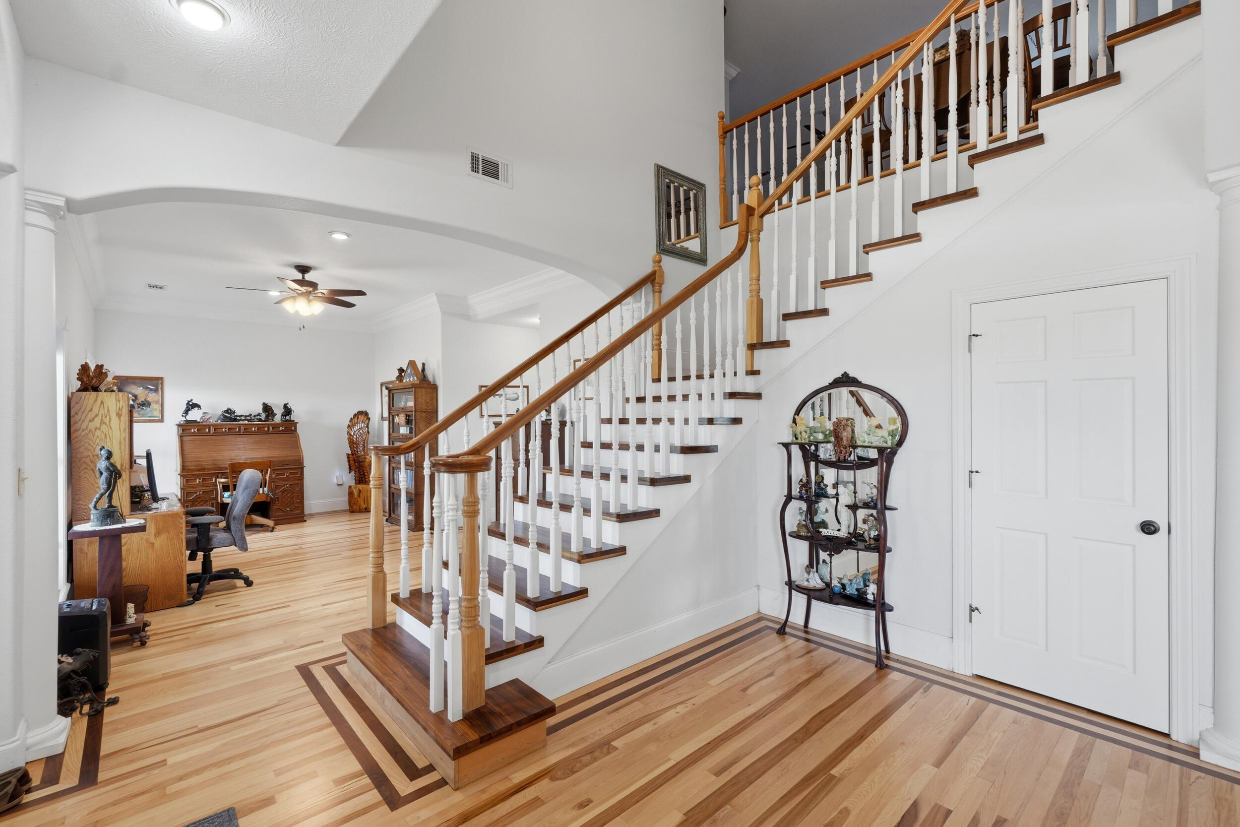 60320368 Property Photo 6