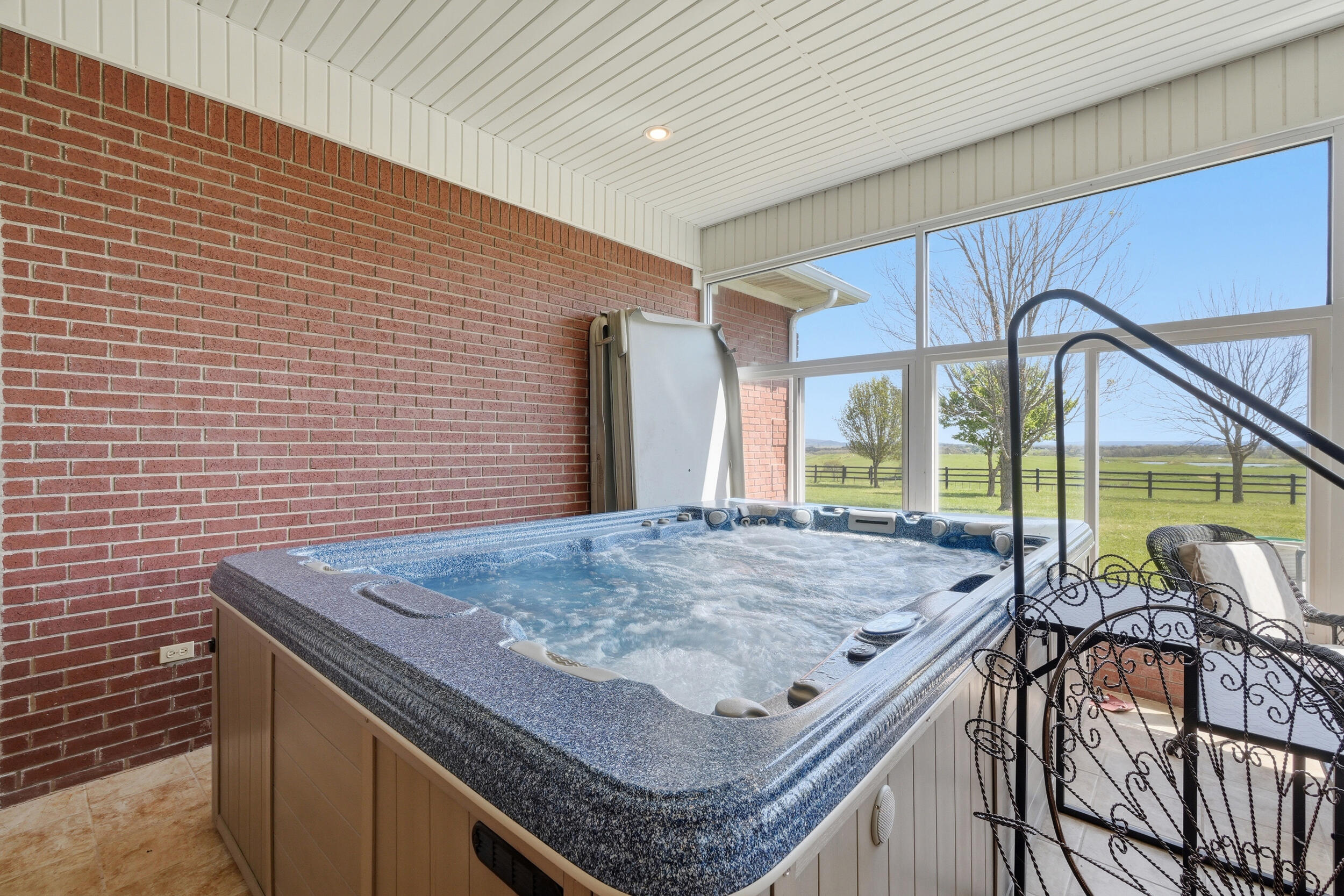 60320368 Property Photo 31