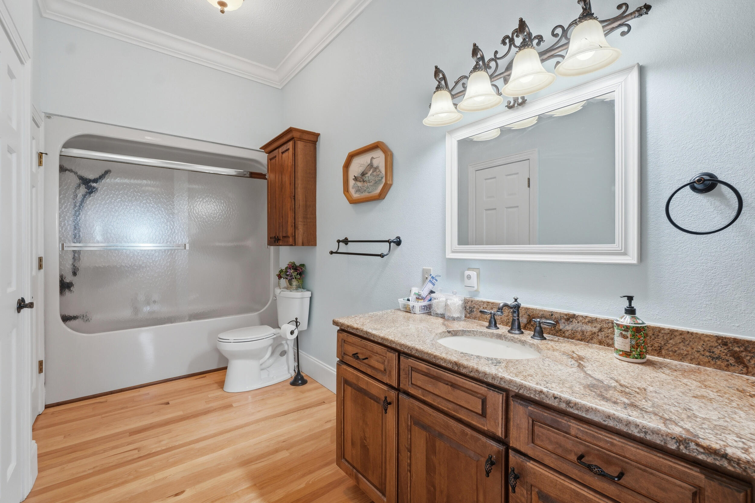 60320368 Property Photo 47