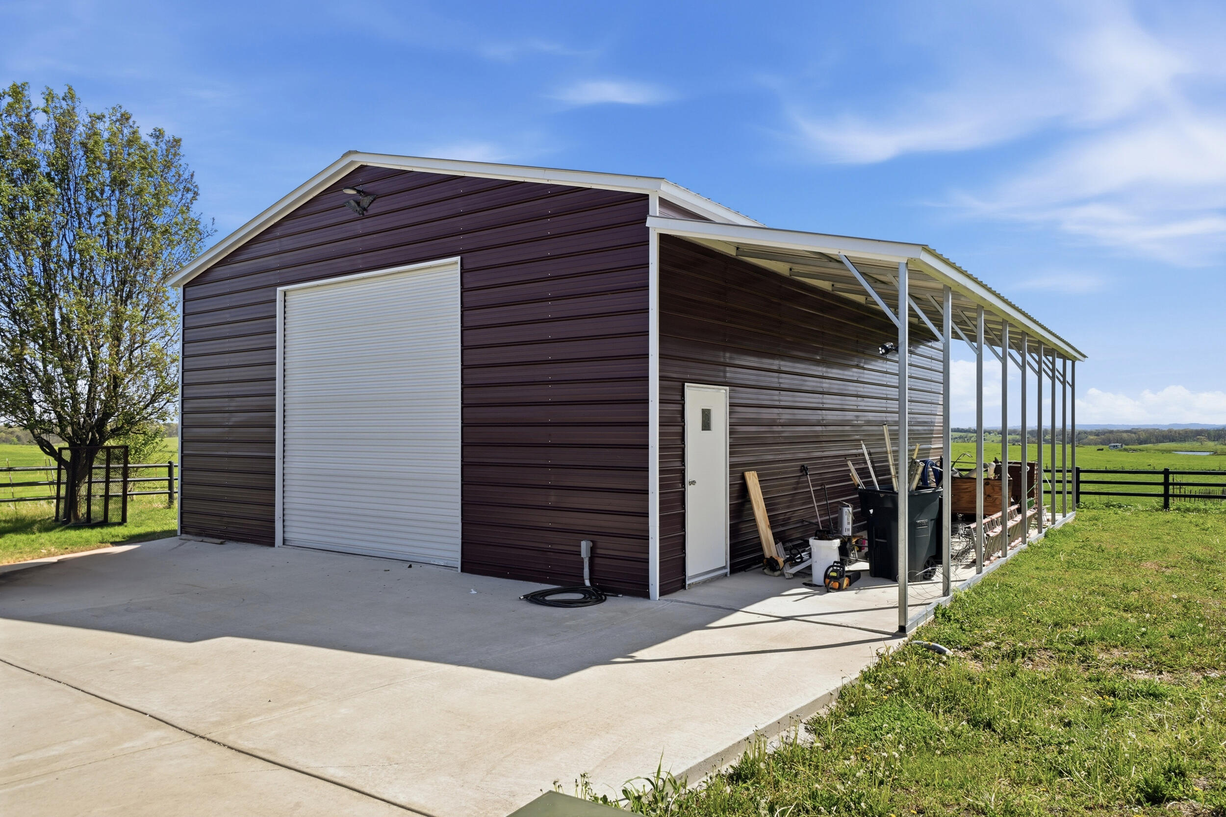 60320368 Property Photo 55