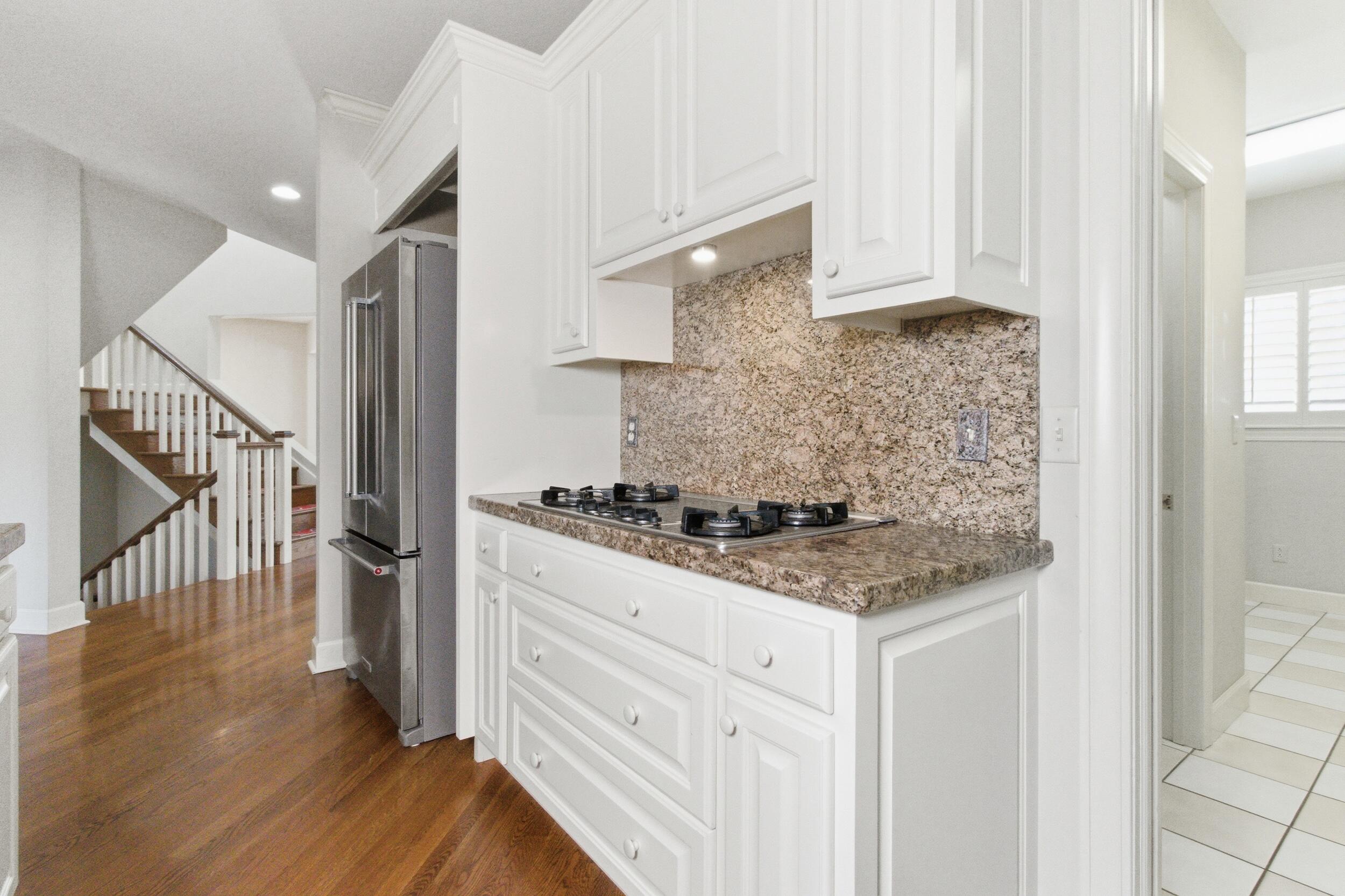 7805 Westwood Drive Property Photo 6