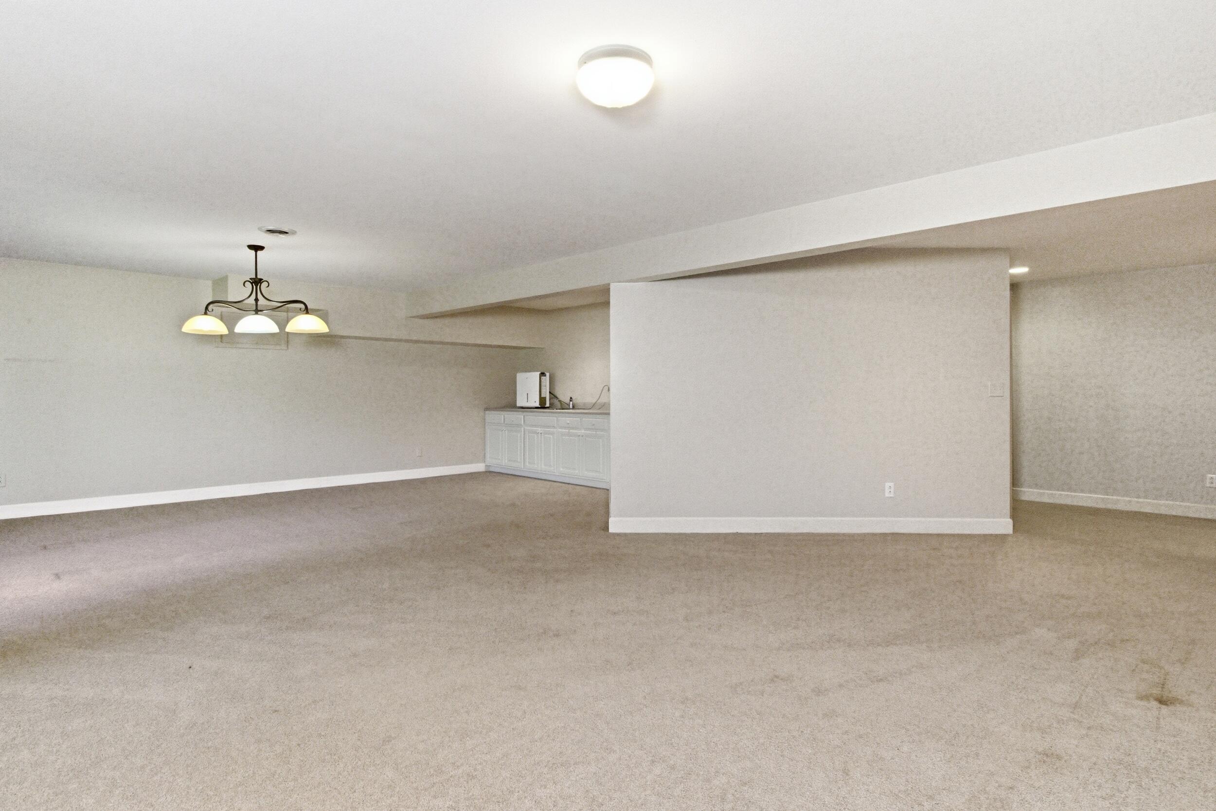 7805 Westwood Drive Property Photo 29