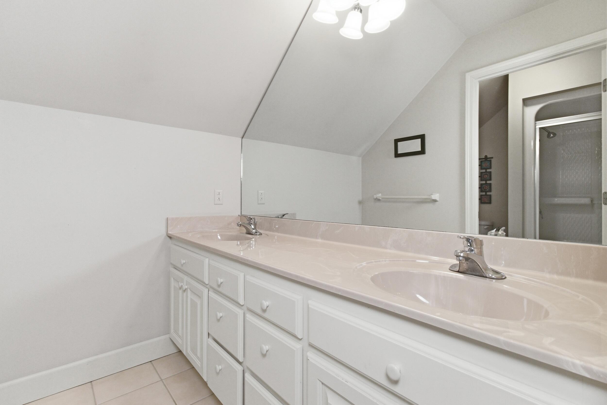 7805 Westwood Drive Property Photo 44