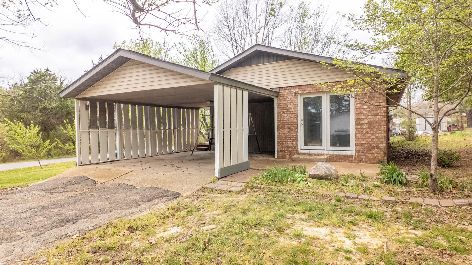 105 Welch Street Property Photo 8