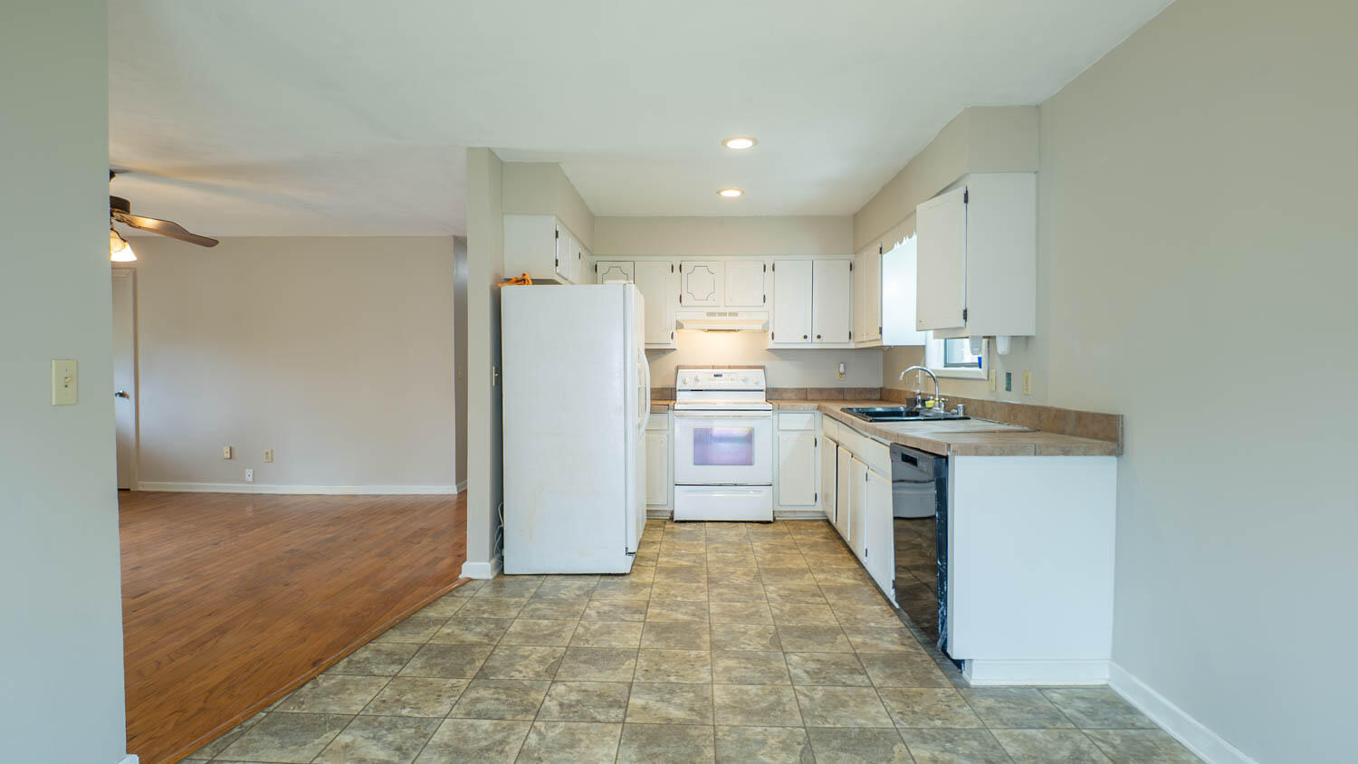 105 Welch Street Property Photo 15