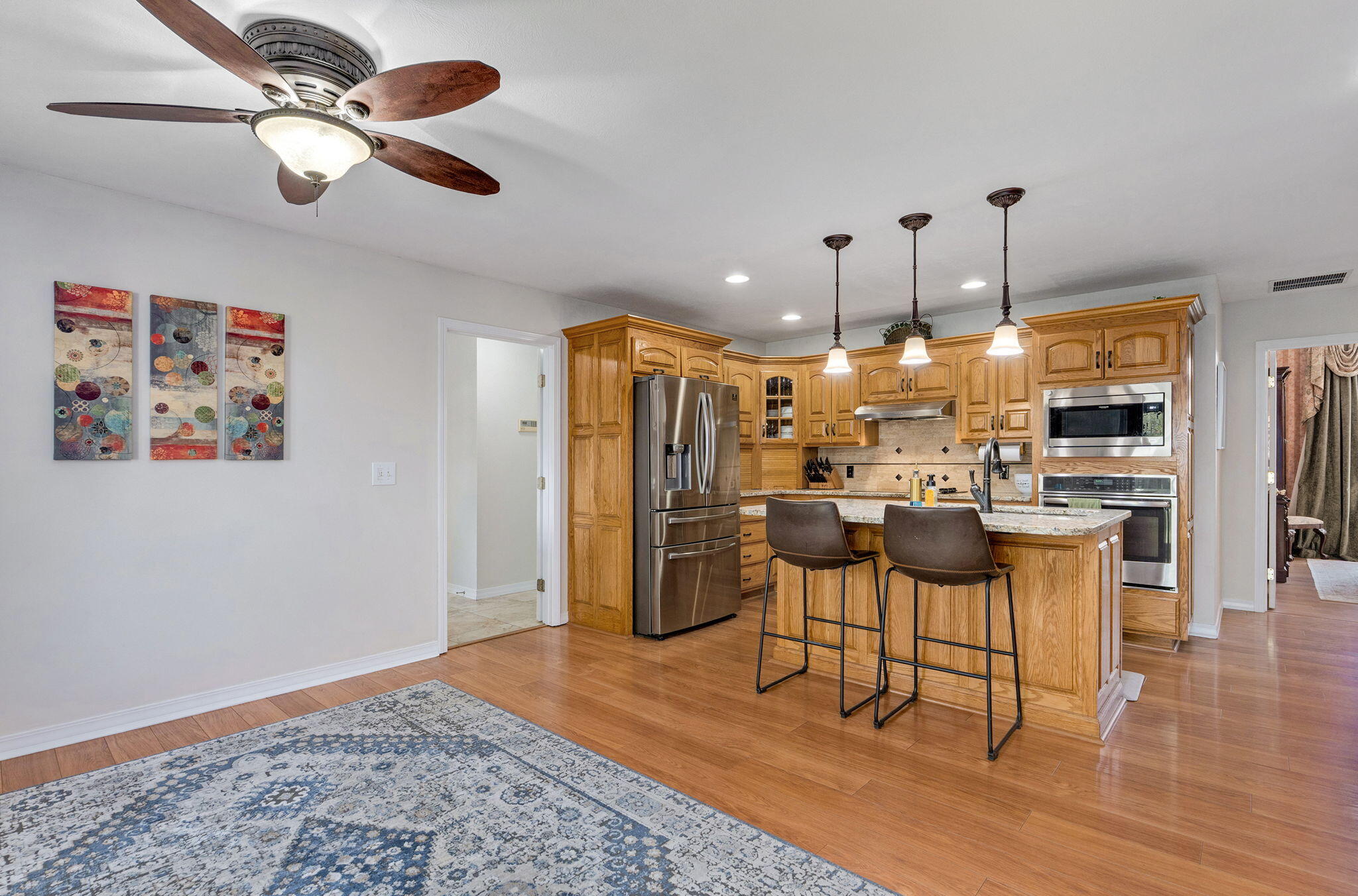 4976 South Eldon Avenue Property Photo 12