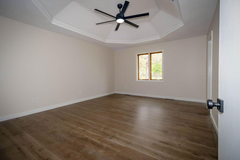 489 Meadowview Drive Property Photo 15