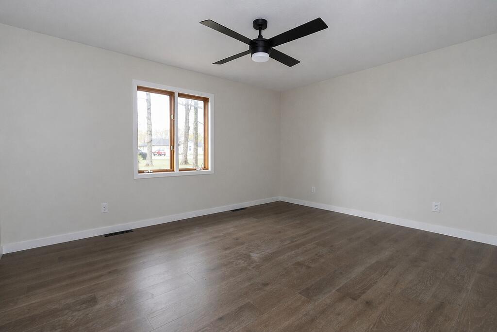 489 Meadowview Drive Property Photo 23