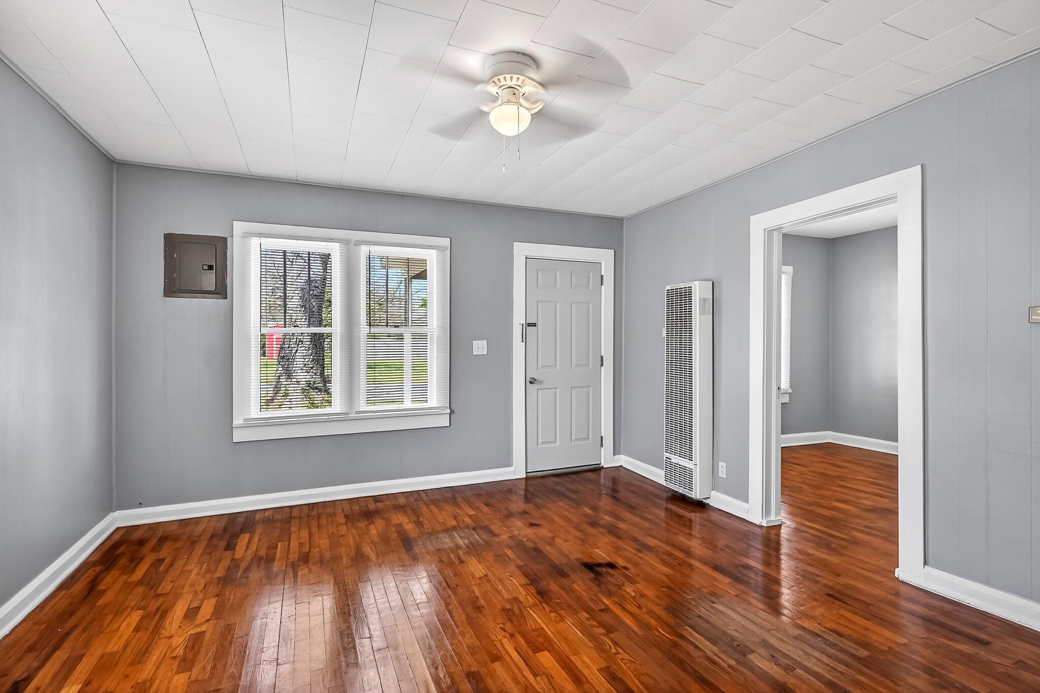 310 West Lawrence Street Property Photo 5