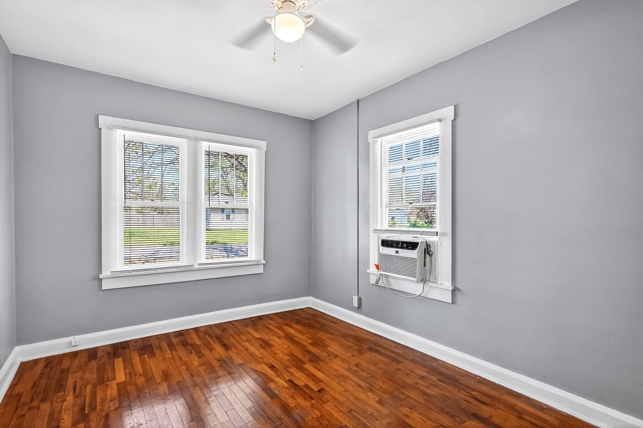 310 West Lawrence Street Property Photo 19