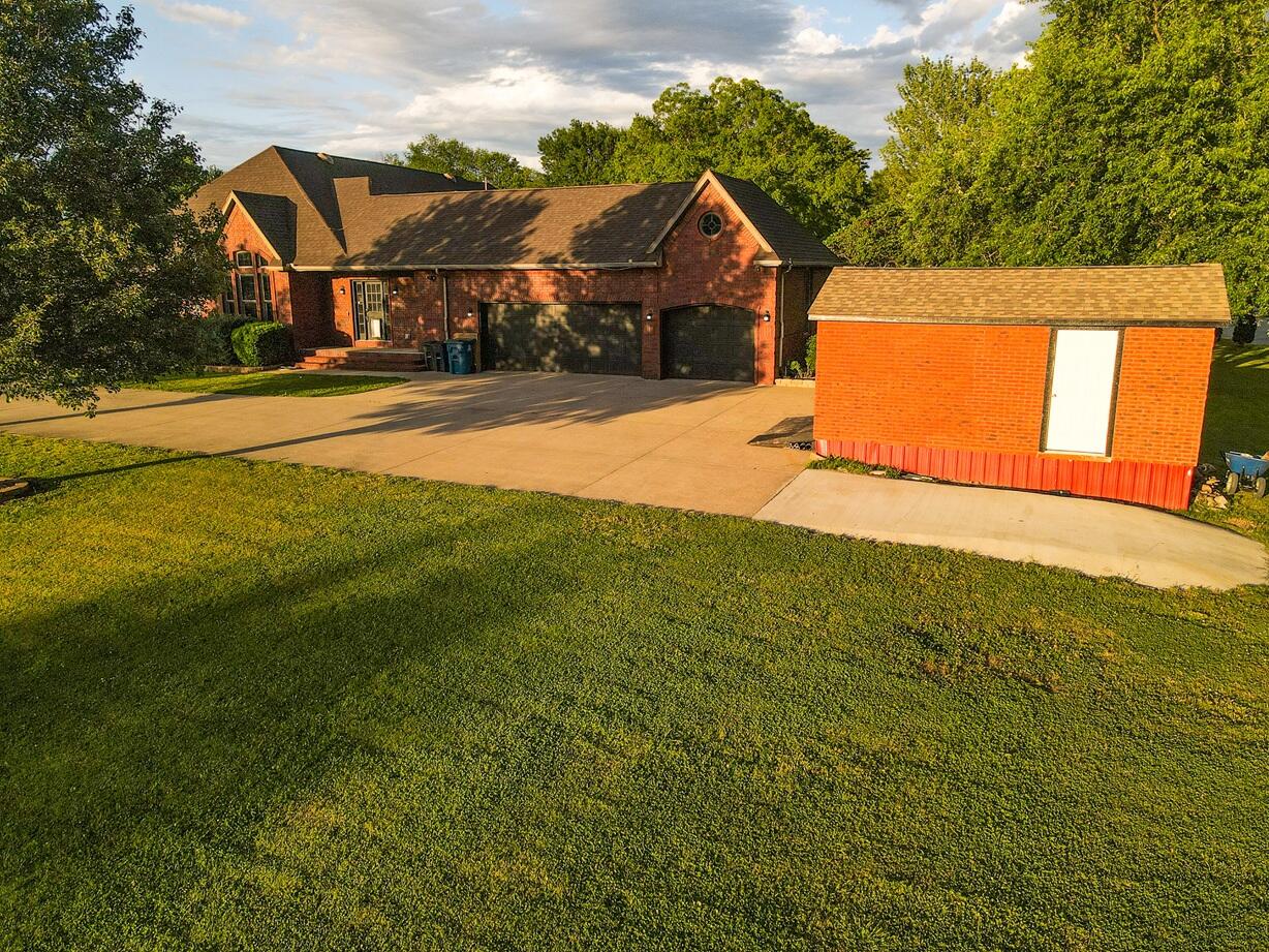 1 Shamrock Drive Property Photo 6