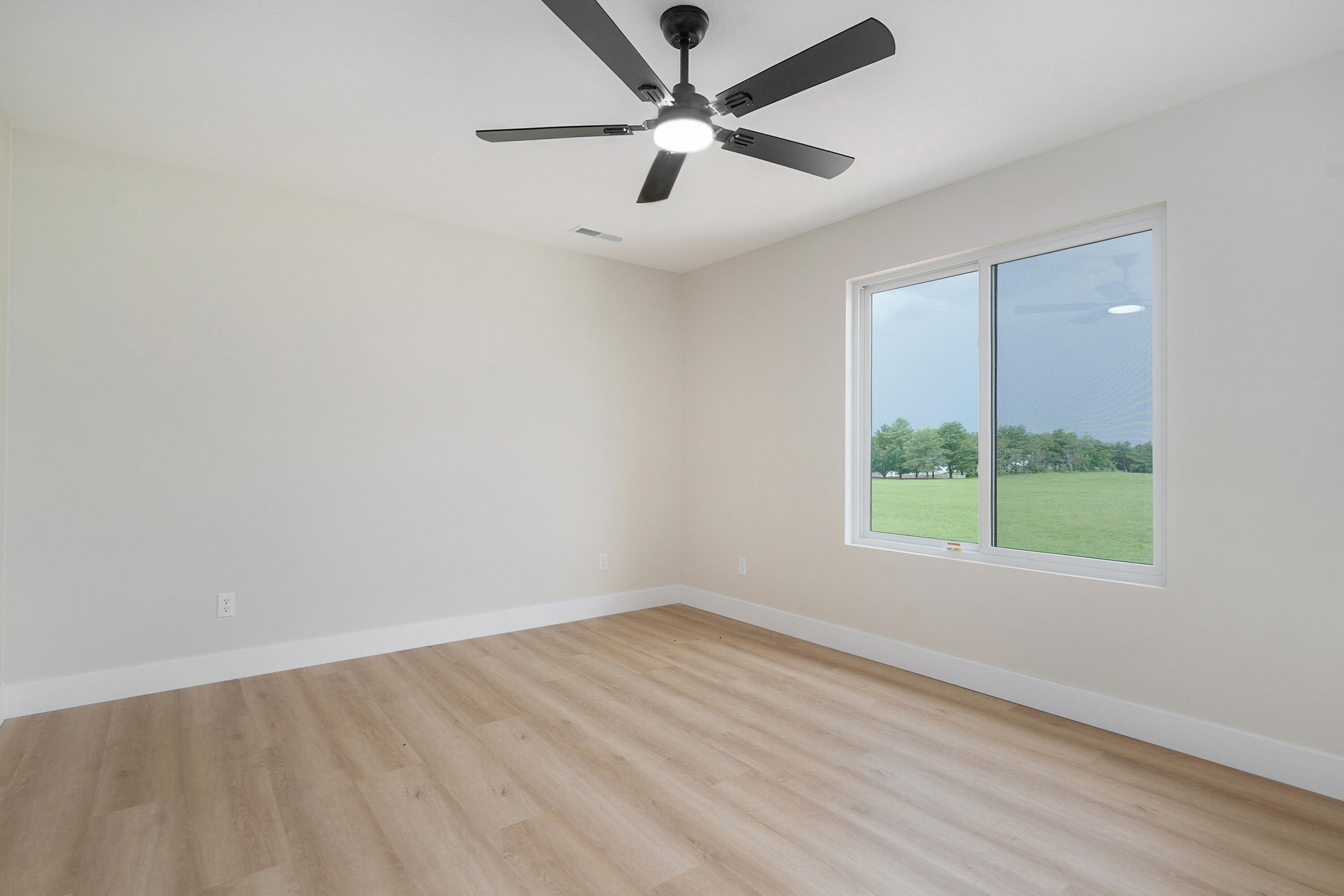5154 North Seacrest Drive Property Photo 45