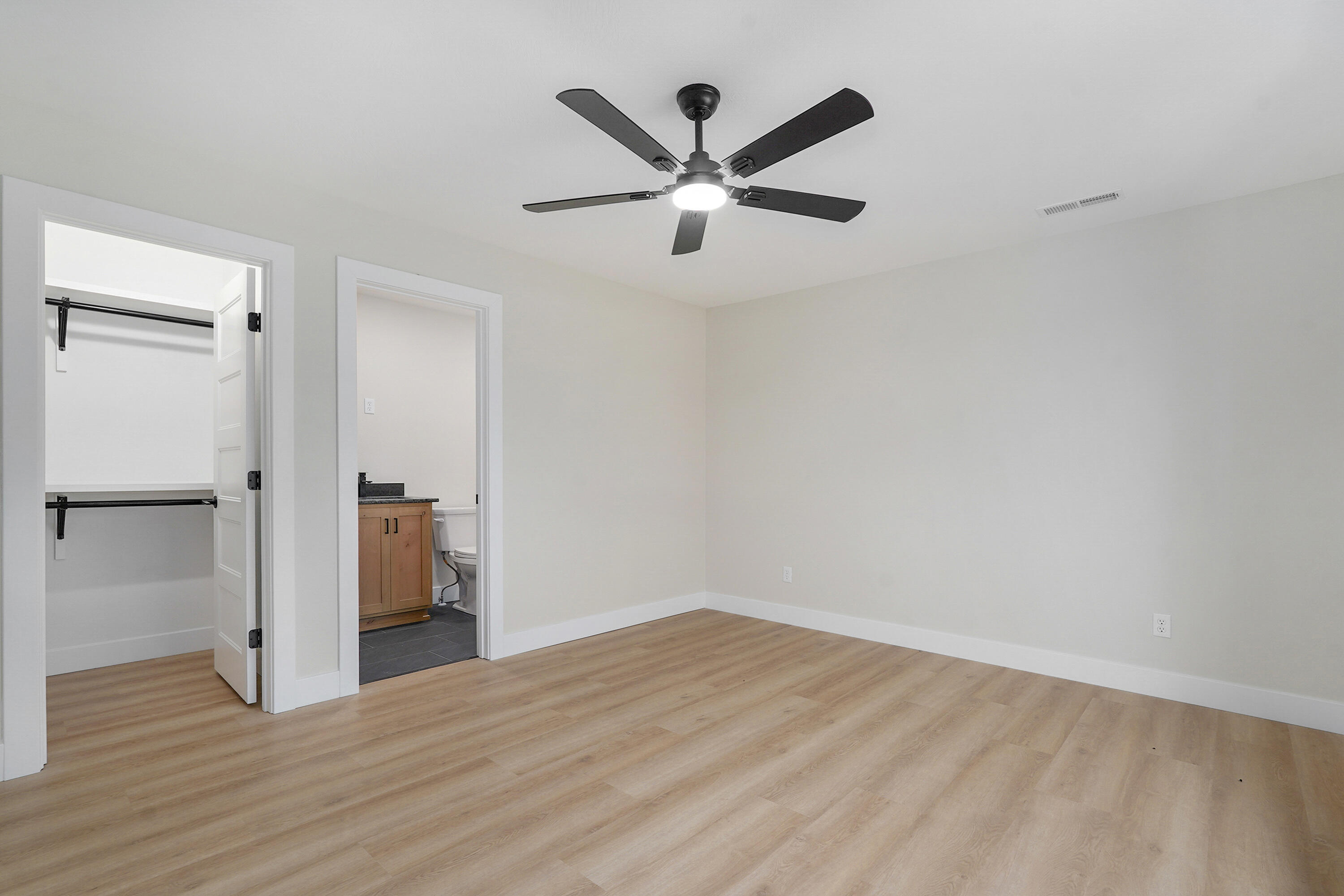 5154 North Seacrest Drive Property Photo 46