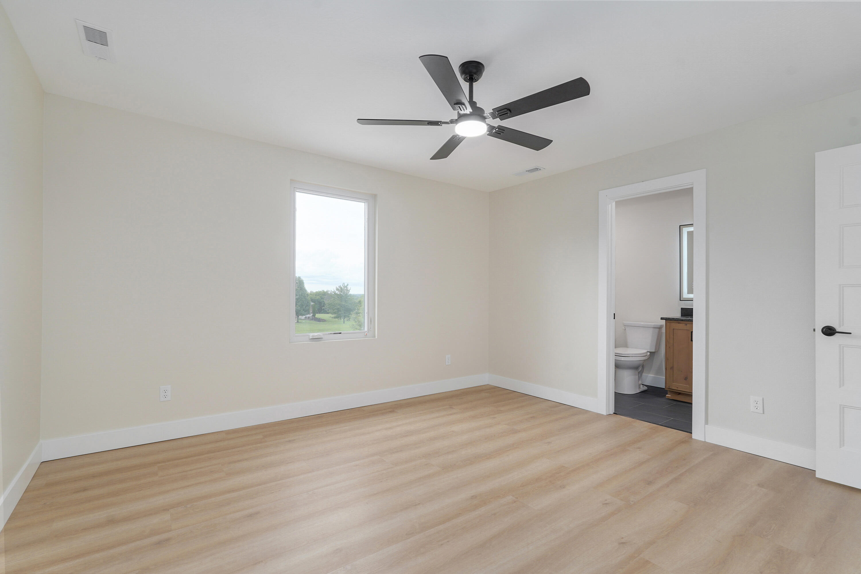 5154 North Seacrest Drive Property Photo 49