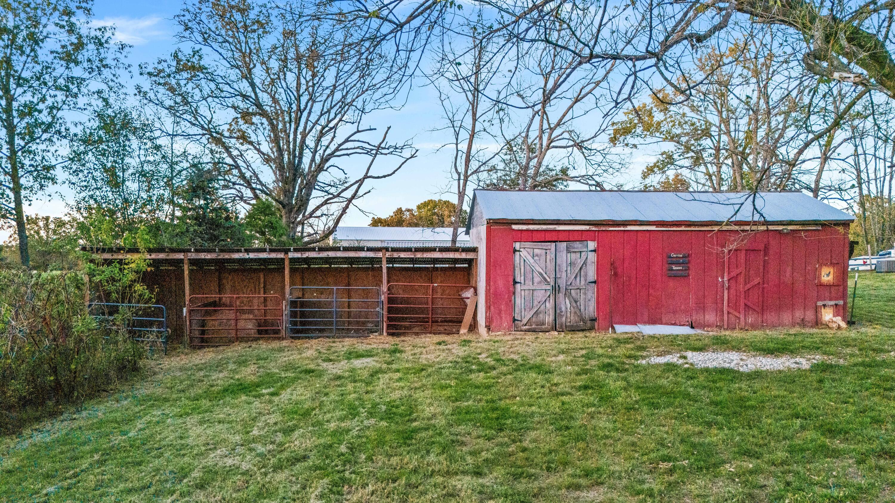 9769 County Road 8530 Property Photo 52