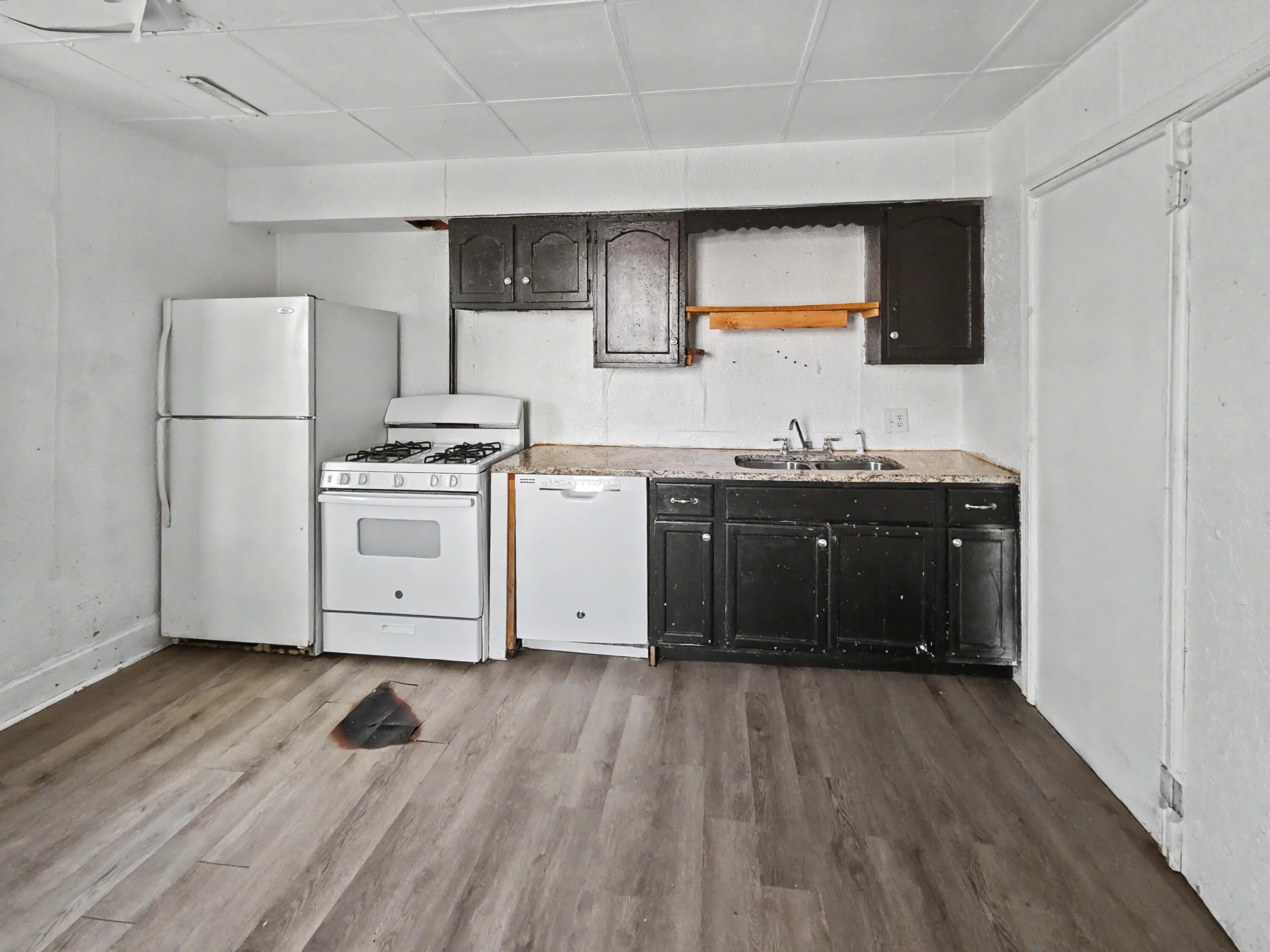2040 North Prospect Avenue A & B Property Photo 6