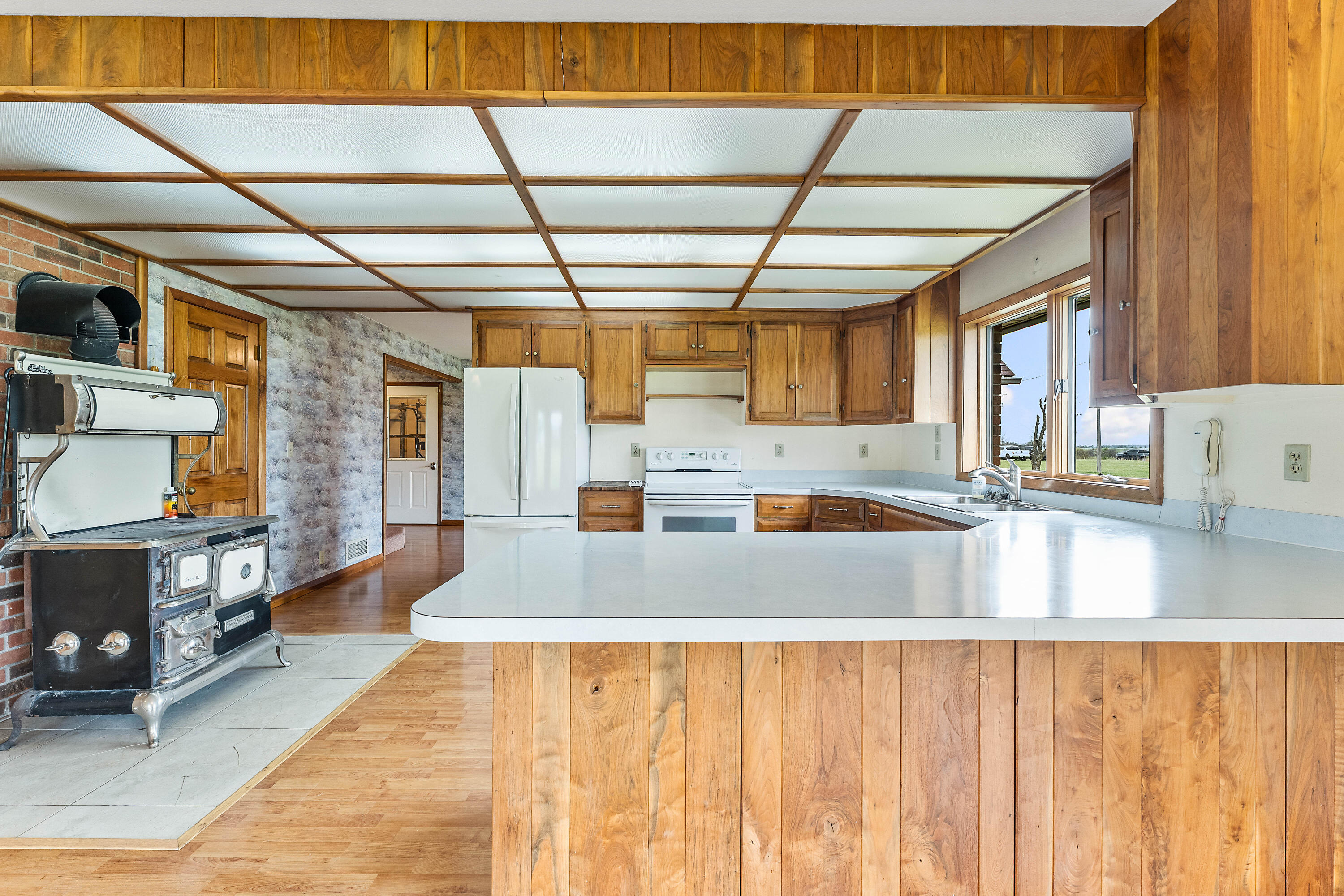 13258 Raccoon Road Property Photo 6