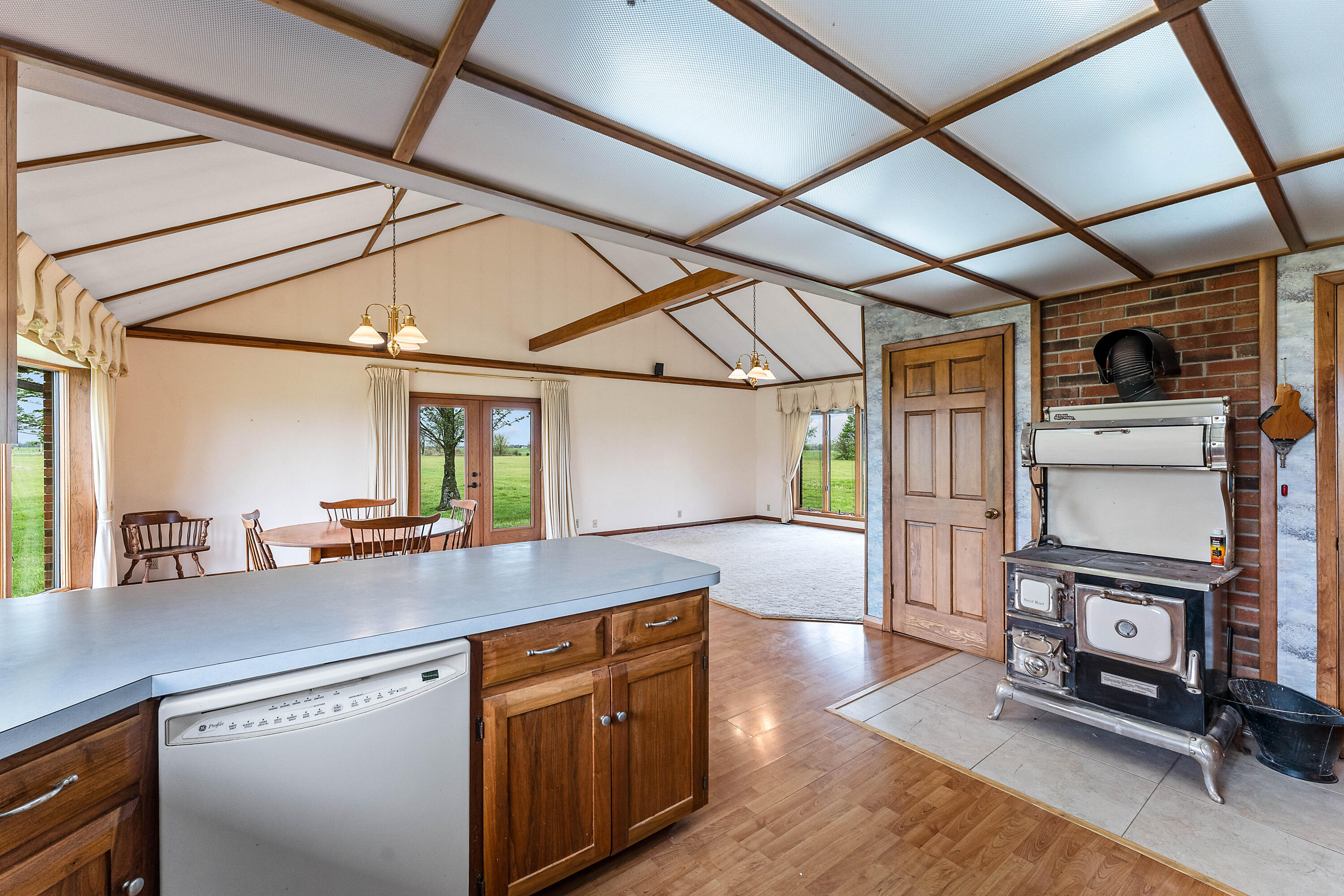 13258 Raccoon Road Property Photo 8