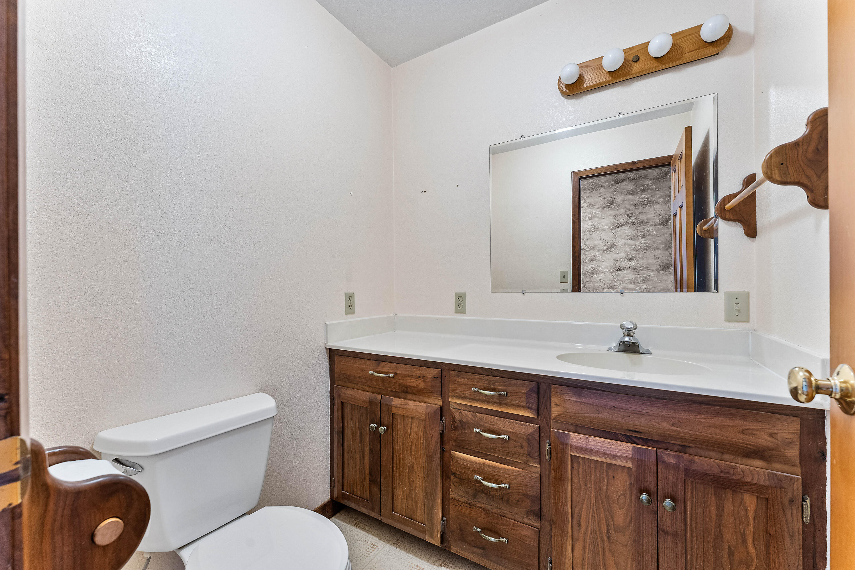 13258 Raccoon Road Property Photo 22