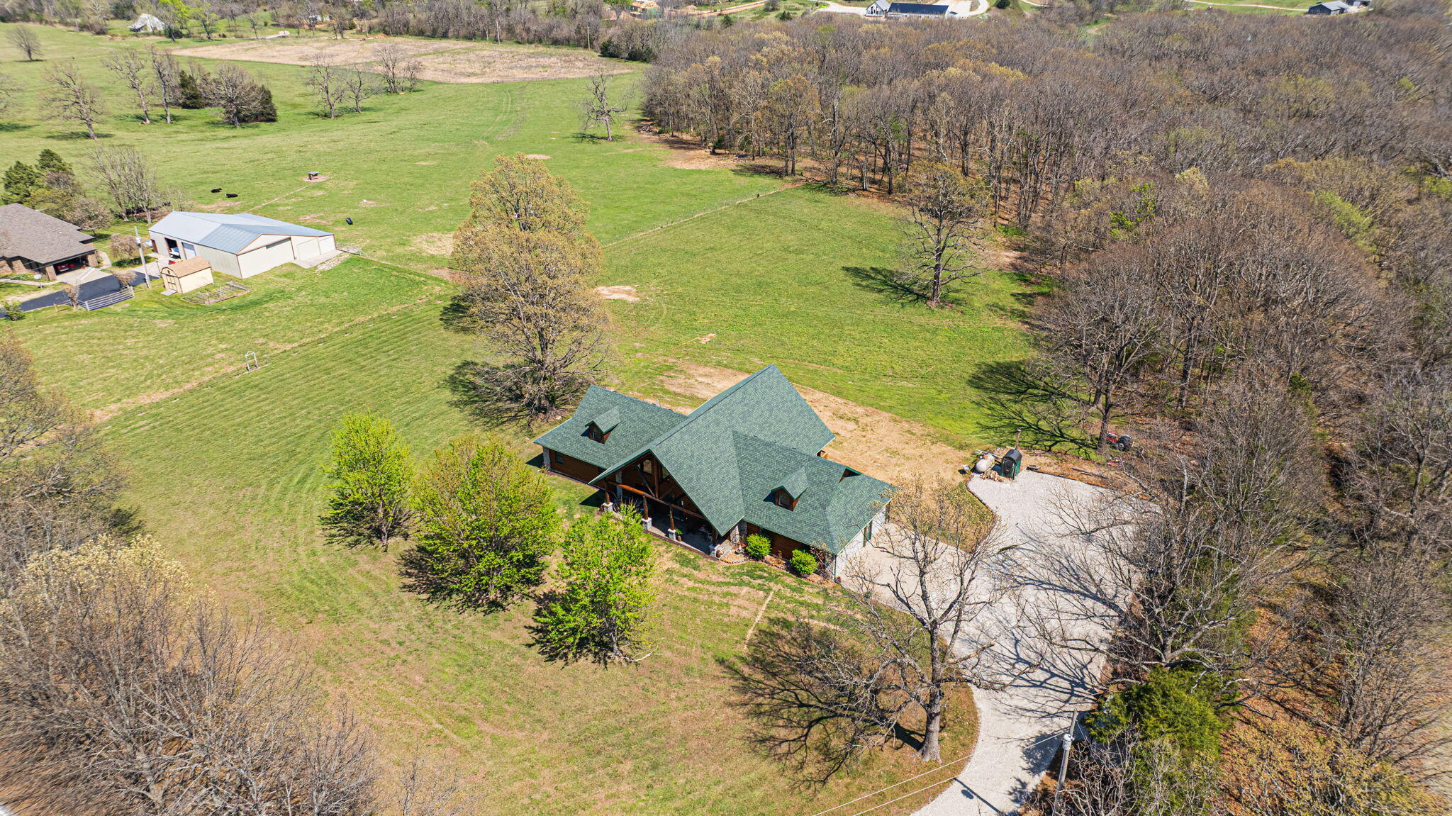 4920 North Farm Road 249 Property Photo 6