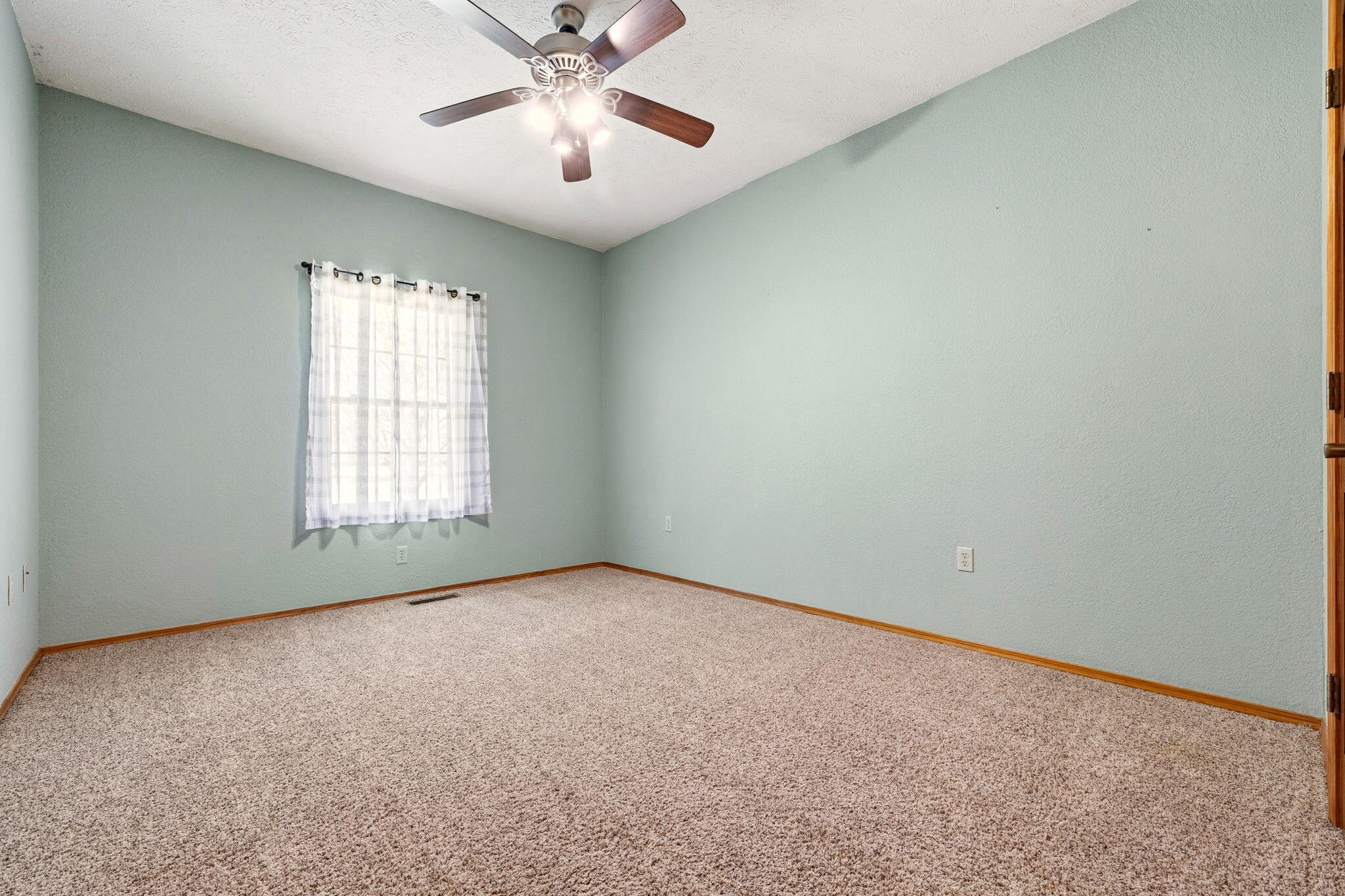 4920 North Farm Road 249 Property Photo 35
